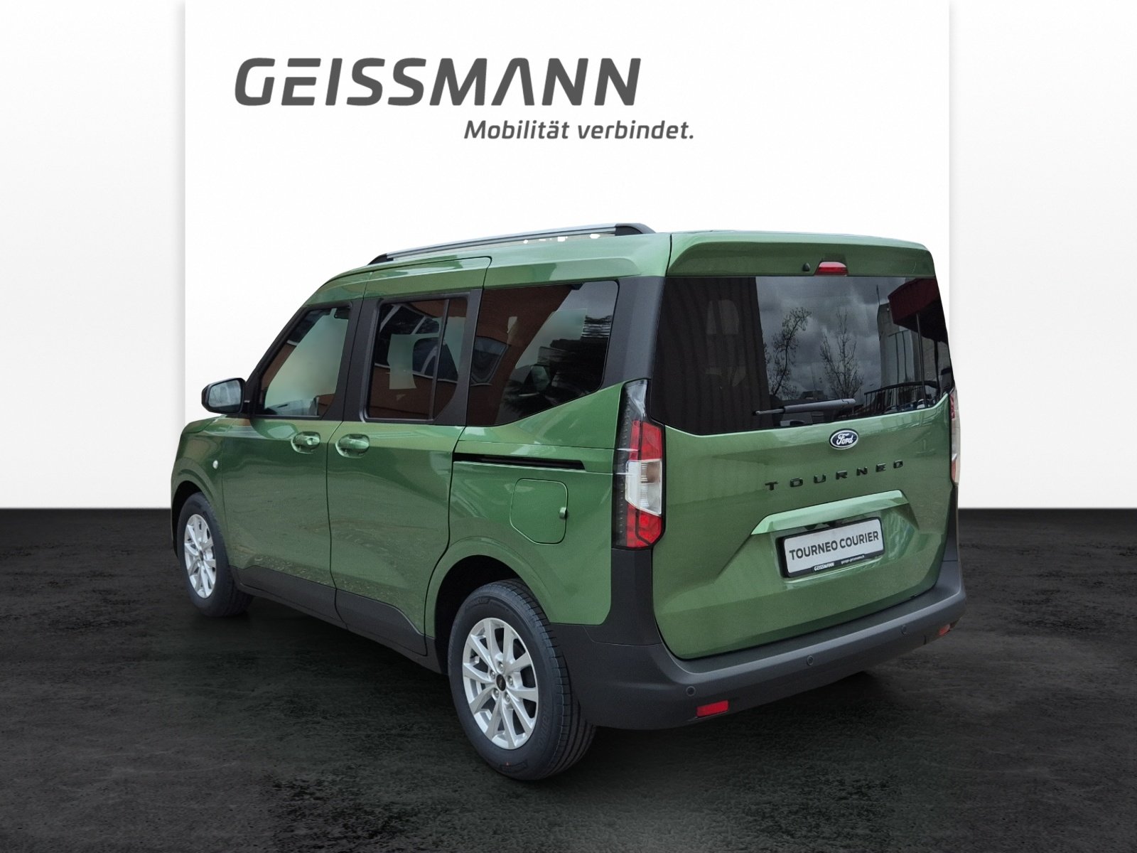 FORD Tourneo Courier 1.0 EcoBoost Titanium, Benzin, Occasion / Gebraucht, Automatik - 3