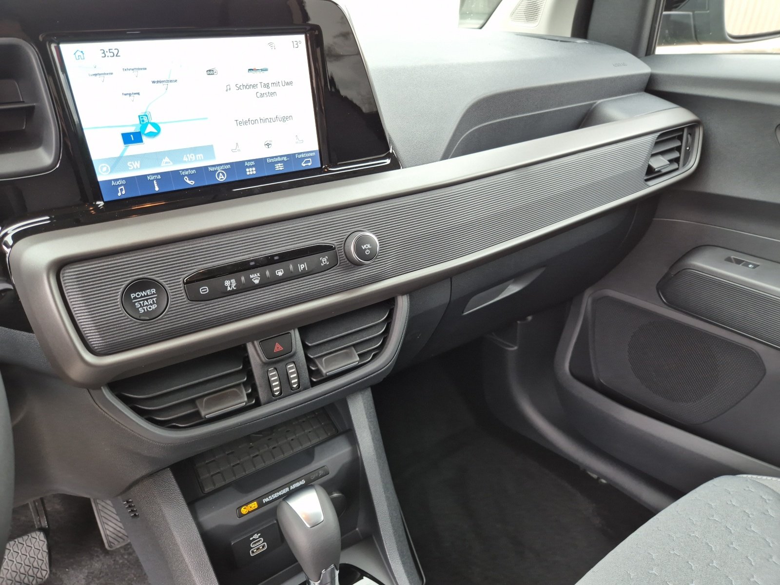 FORD Tourneo Courier 1.0 EcoBoost Titanium, Benzin, Occasion / Gebraucht, Automatik - 6