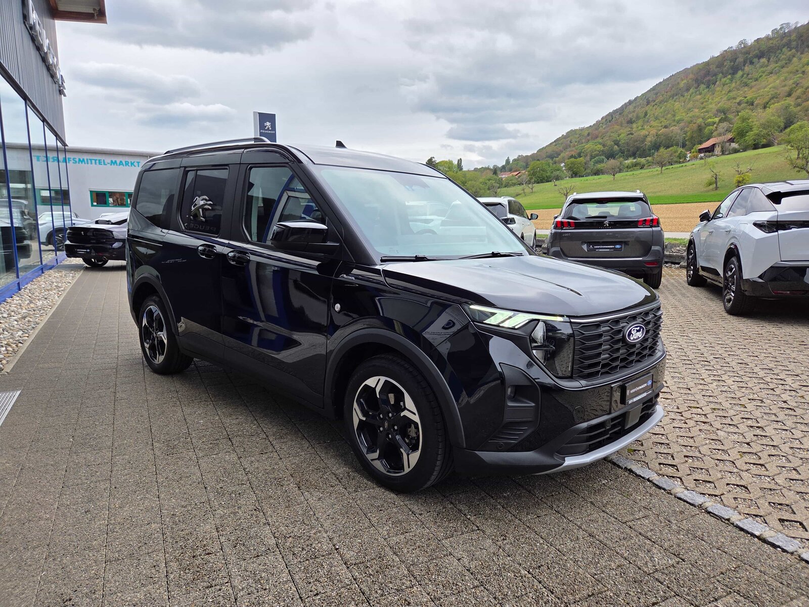 FORD Tourneo Courier 1.0 EcoBoost Active, Benzina, Occasioni / Usate, Automatico - 6