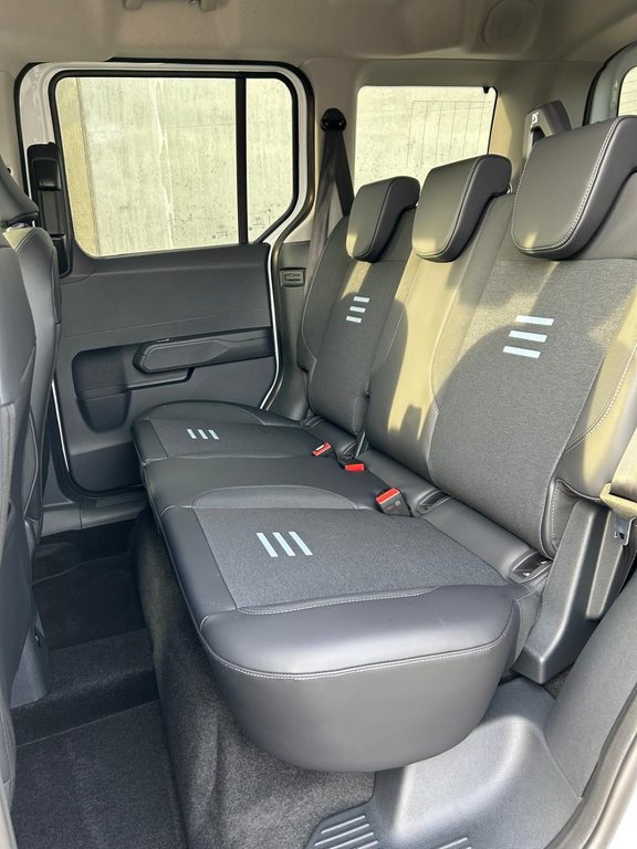 FORD Tourneo Courier 1.0 EcoBoost Active, Benzina, Auto dimostrativa, Automatico - 7