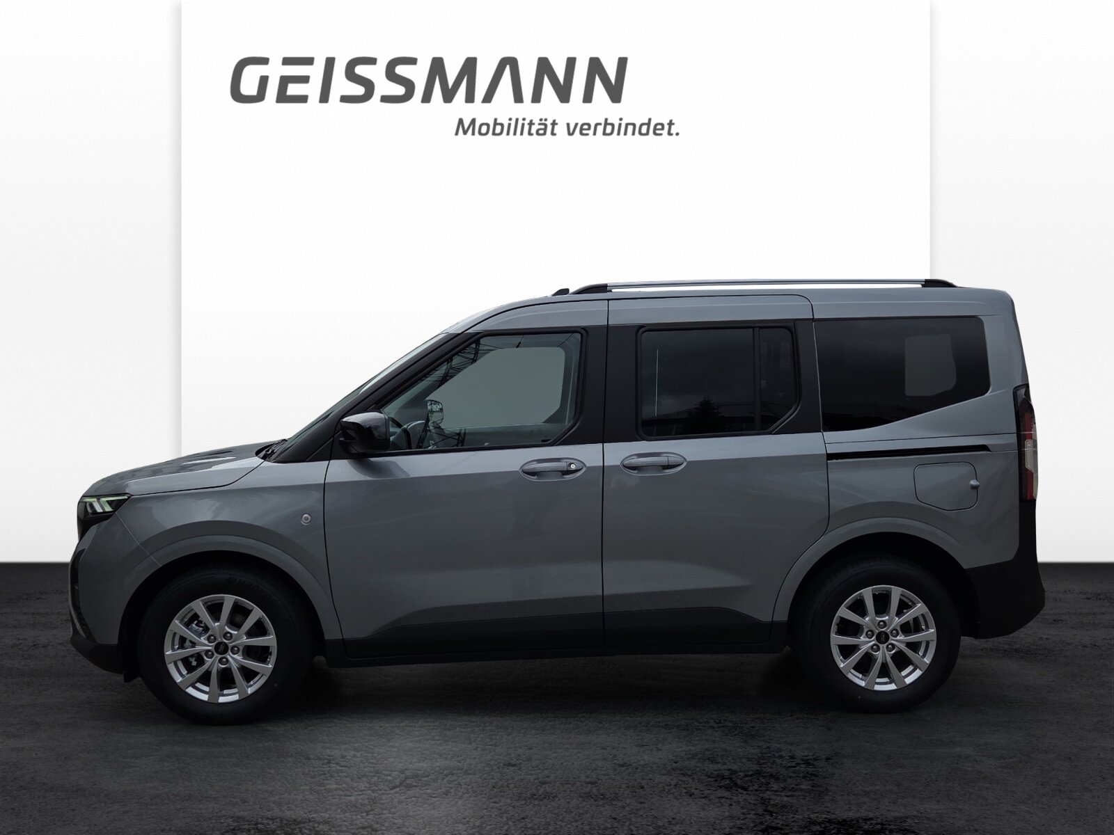 FORD Tourneo Courier 1.0 EcoBoost Titanium, Petrol, Ex-demonstrator, Automatic - 2