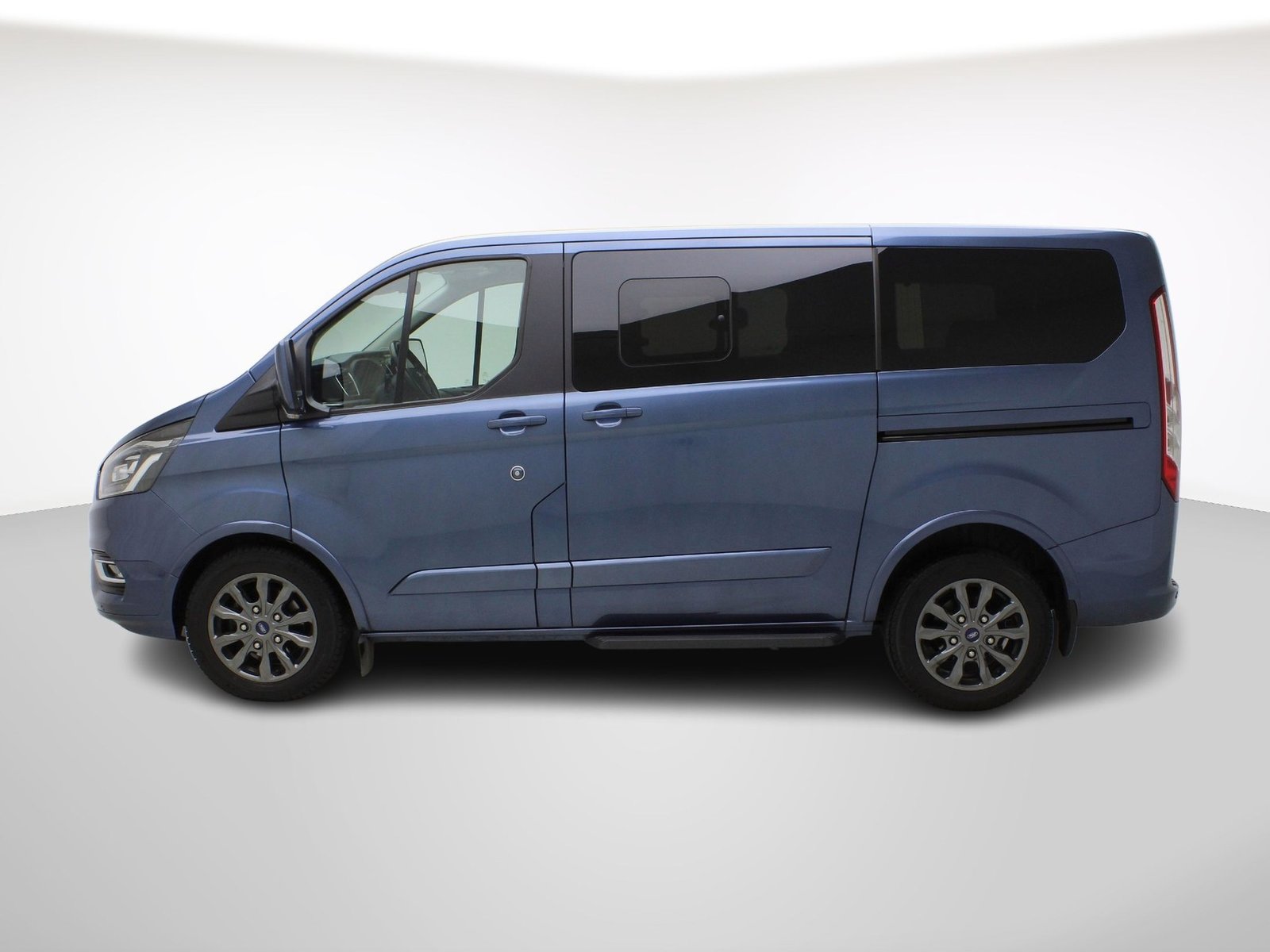 FORD Tourneo Custom Bus 320 L1 2.0 TDCi Titanium X, Diesel, Occasion / Gebraucht, Automatik - 3