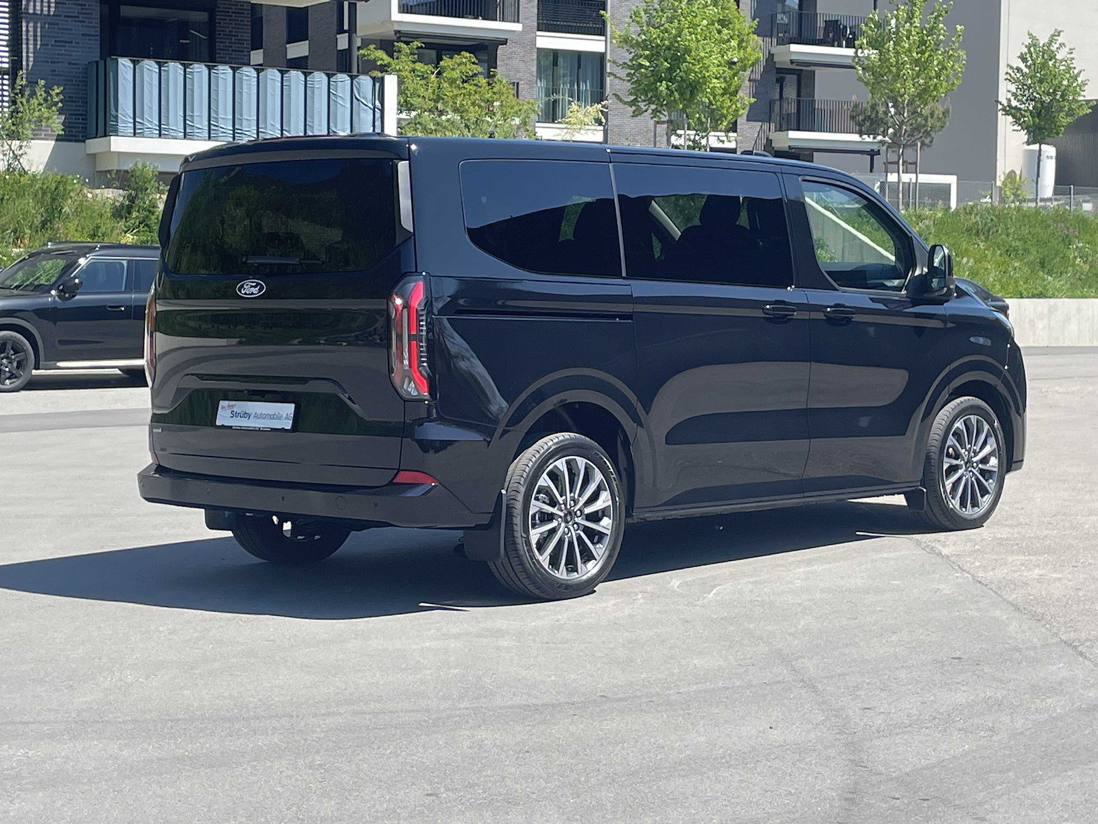 FORD Tourneo Custom Bus 340 L1 2.5 Duratec 233PS Titanium X PHEV, Plug-in-Hybrid Benzin/Elektro, Neuwagen, Automatik - 7