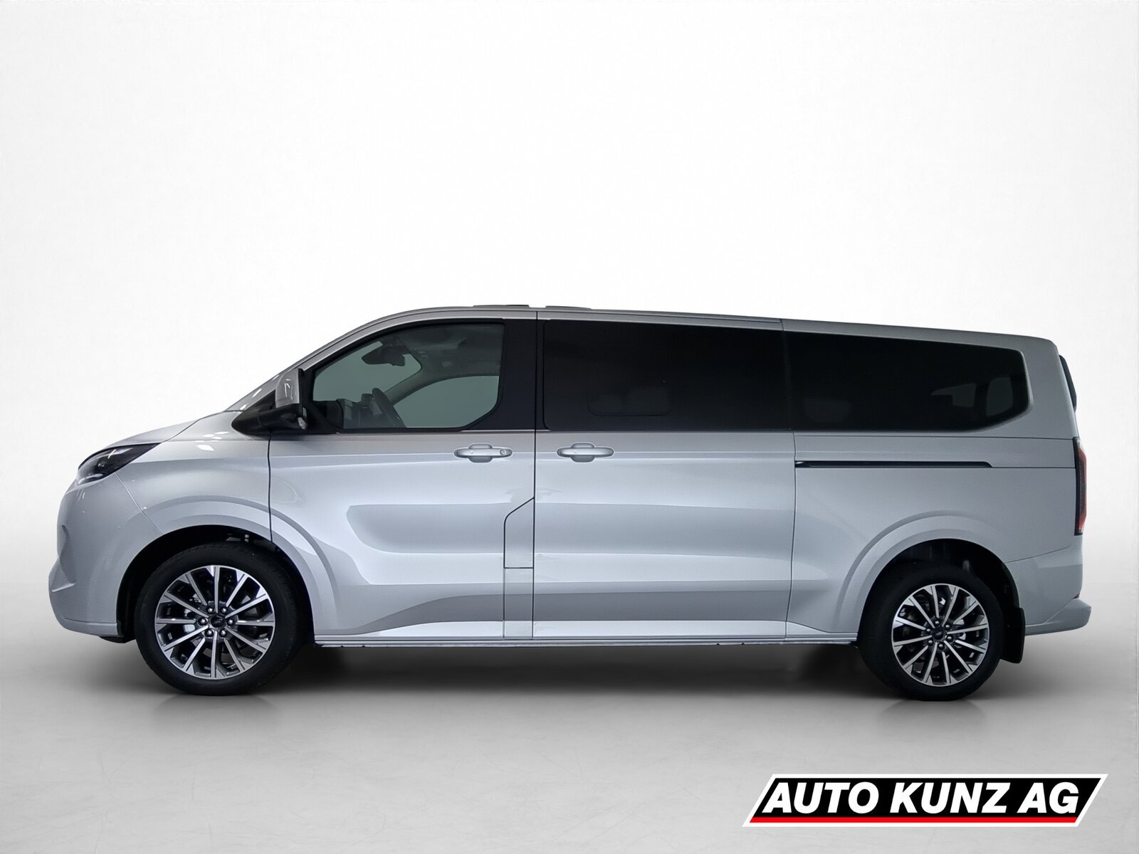 FORD Tourneo Custom Titanium X L2H1 8-Plätzer, Plug-in-Hybrid Benzina/Elettrica, Auto a km zero, Automatico - 3