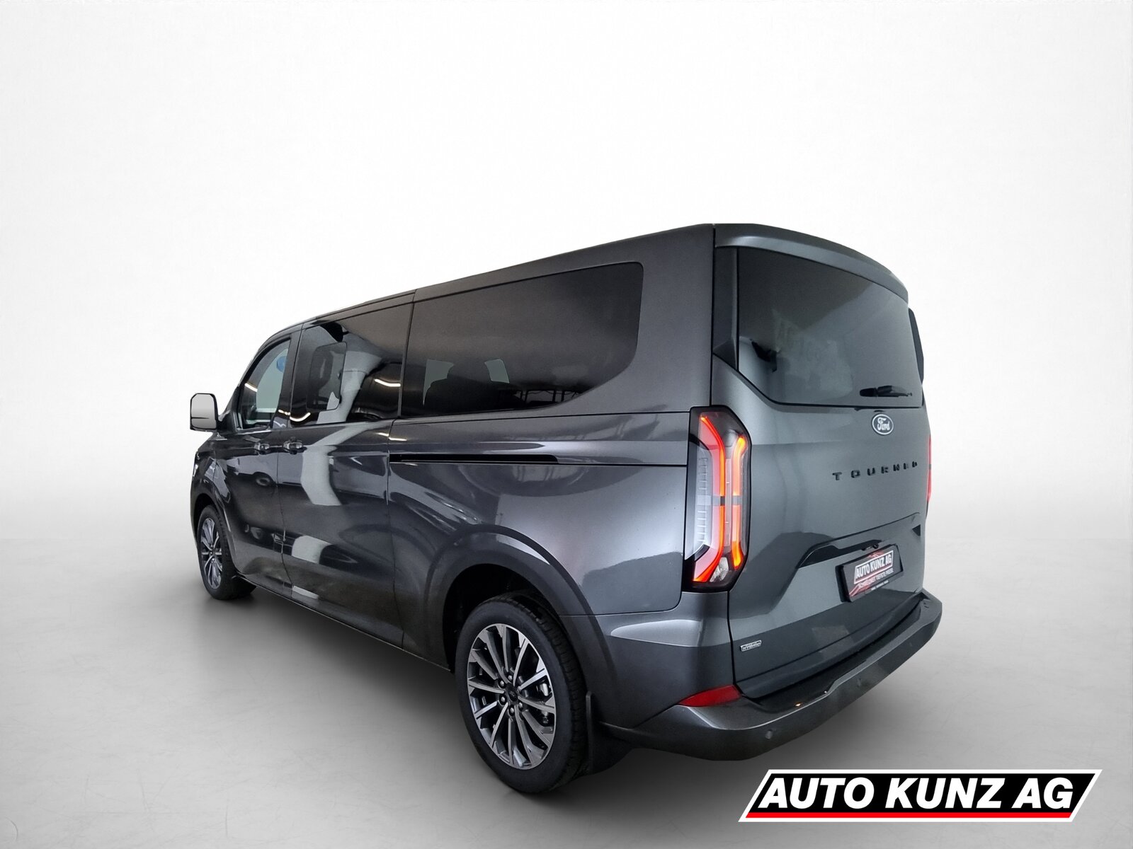 FORD Tourneo Custom Titanium X L2H1 8-Plätzer, Plug-in-Hybrid Benzina/Elettrica, Auto a km zero, Automatico - 4