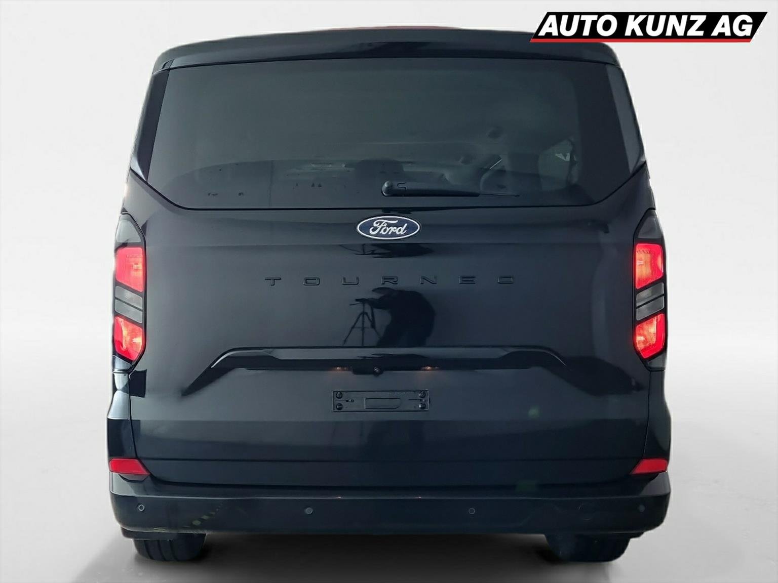 FORD Tourneo Custom NEW 320 L2 2.0l 170 Titanium AHK, Diesel, Neuwagen, Automat - 4