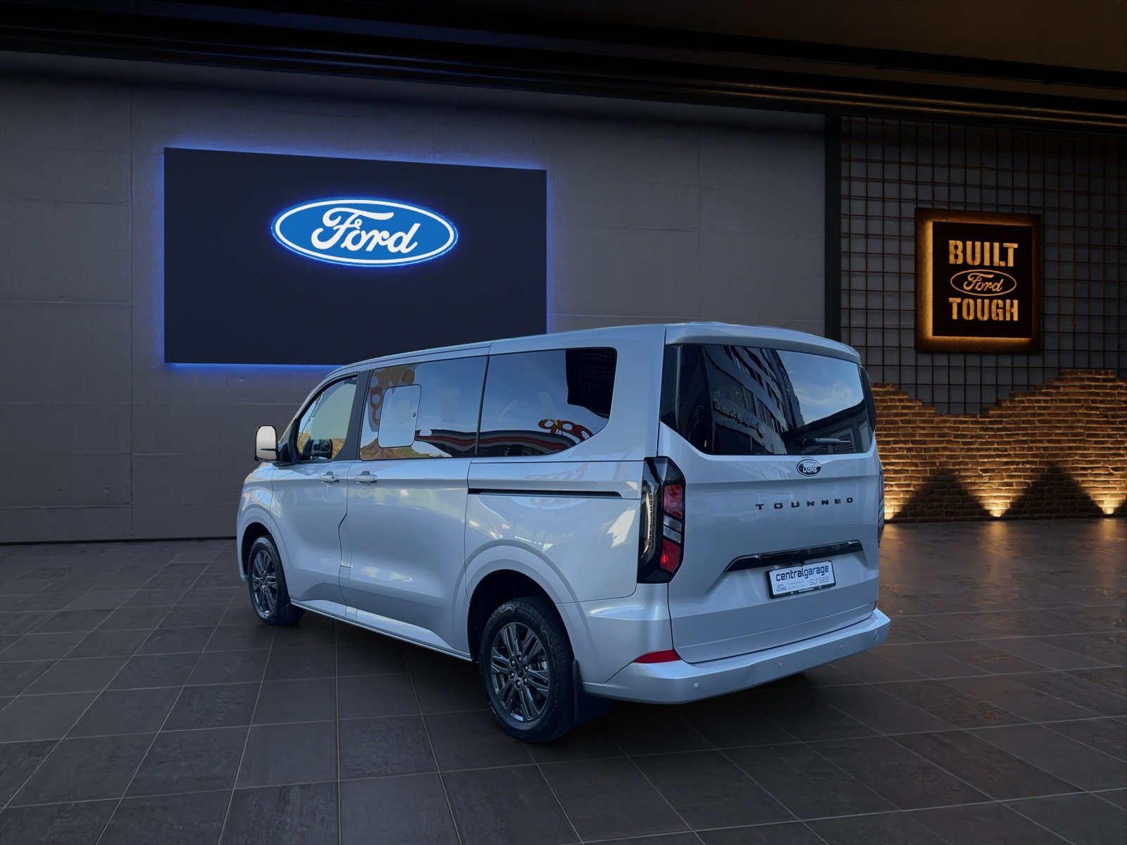 FORD Tourneo Custom Bus 320 L1 2.0 EcoBlue 136 PS Titanium AUTOMA, Diesel, New car, Automatic - 3