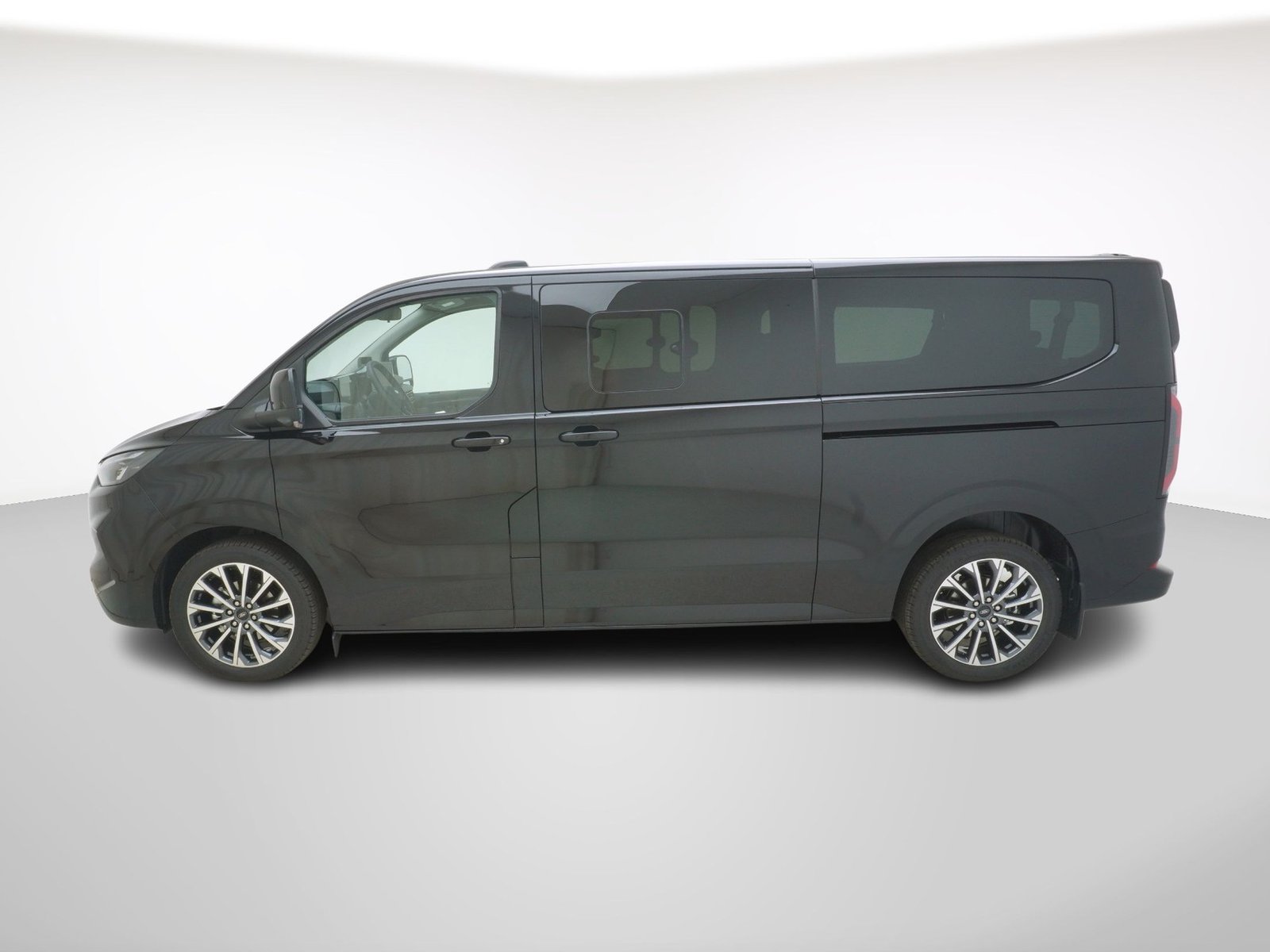 FORD Tourneo Custom 320 L2 2.0 TDCI Titanium X, Diesel, Voiture nouvelle, Automatique - 2
