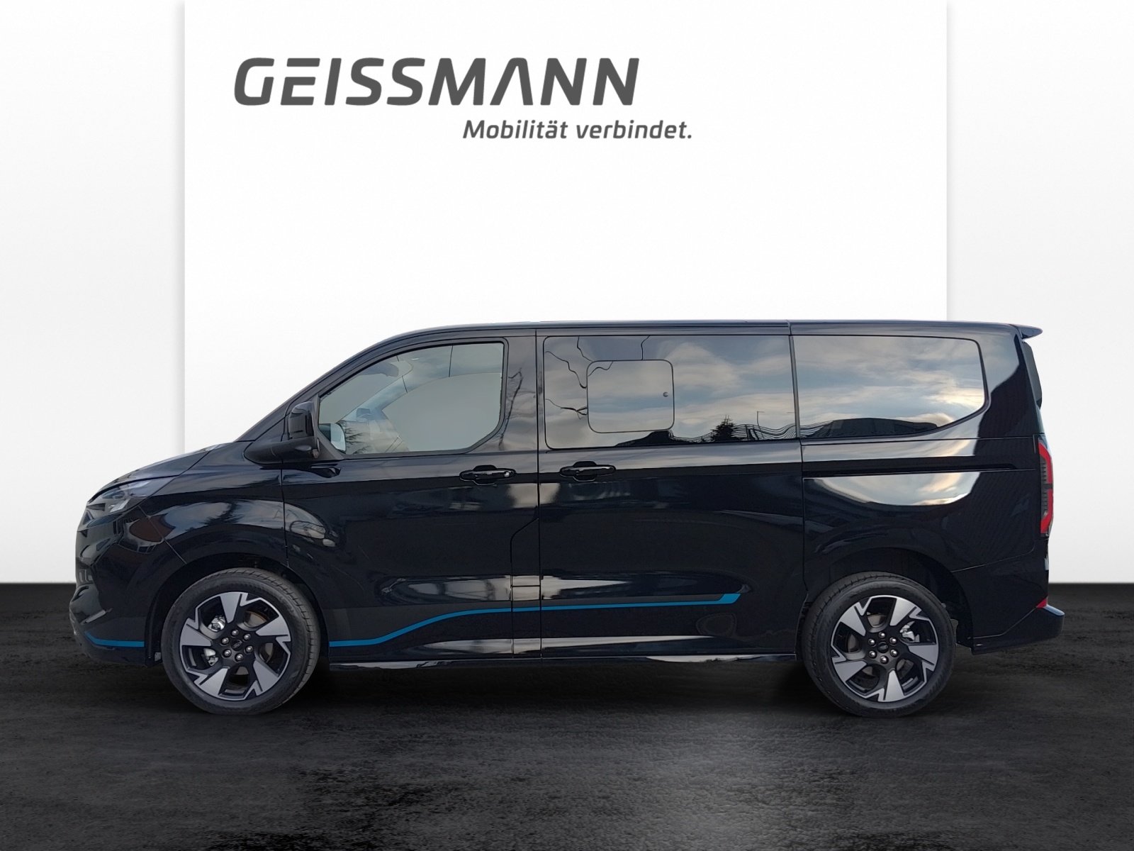 FORD Tourneo Custom Bus 320 L1 2.0 EcoBlue 170 Sport 4x4, Diesel, Neuwagen, Automatik - 2