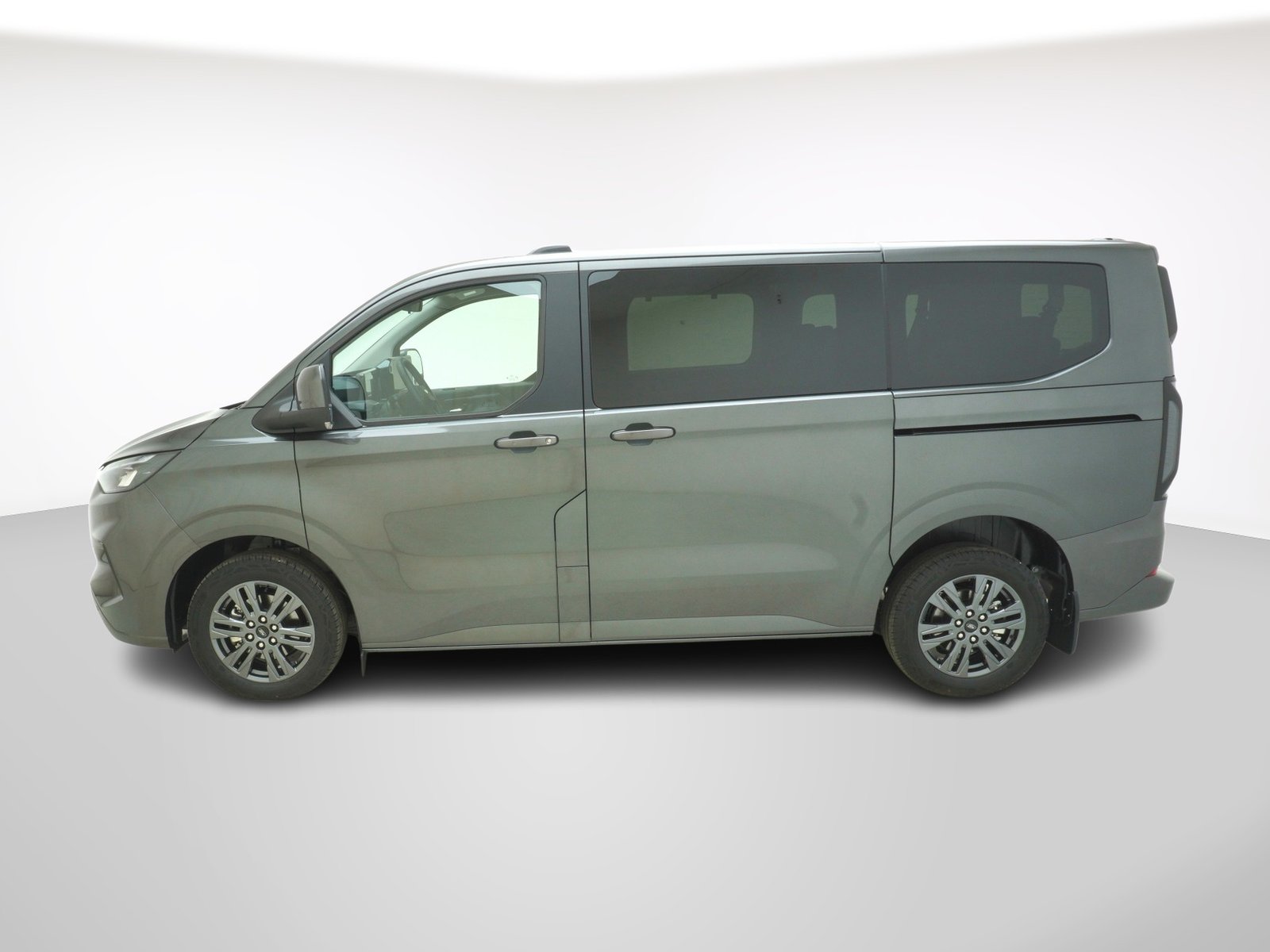 FORD Tourneo Custom 320 L1 2.0 TDCI 4x4 Titanium, Diesel, Auto nuove, Automatico - 2