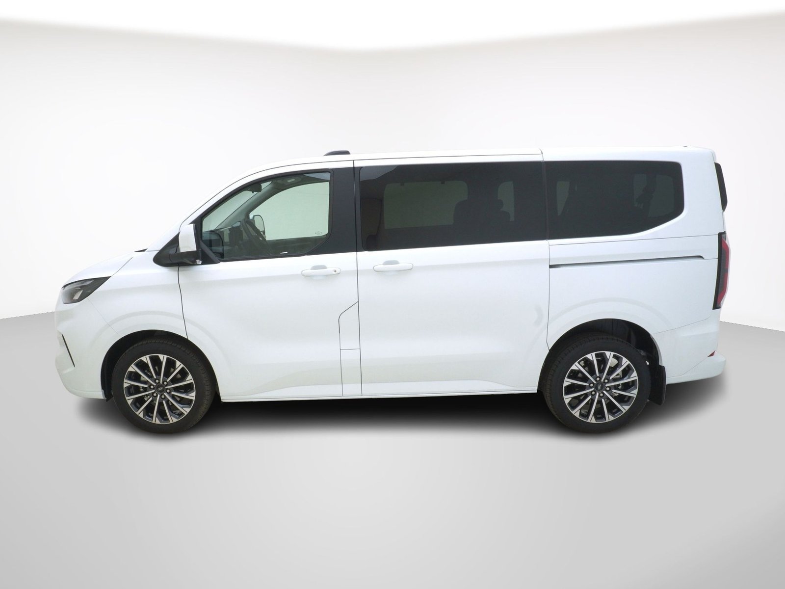 FORD Tourneo Custom 320 L1 2.0 TDCI 4x4 Titanium X, Diesel, Neuwagen, Automatik - 2