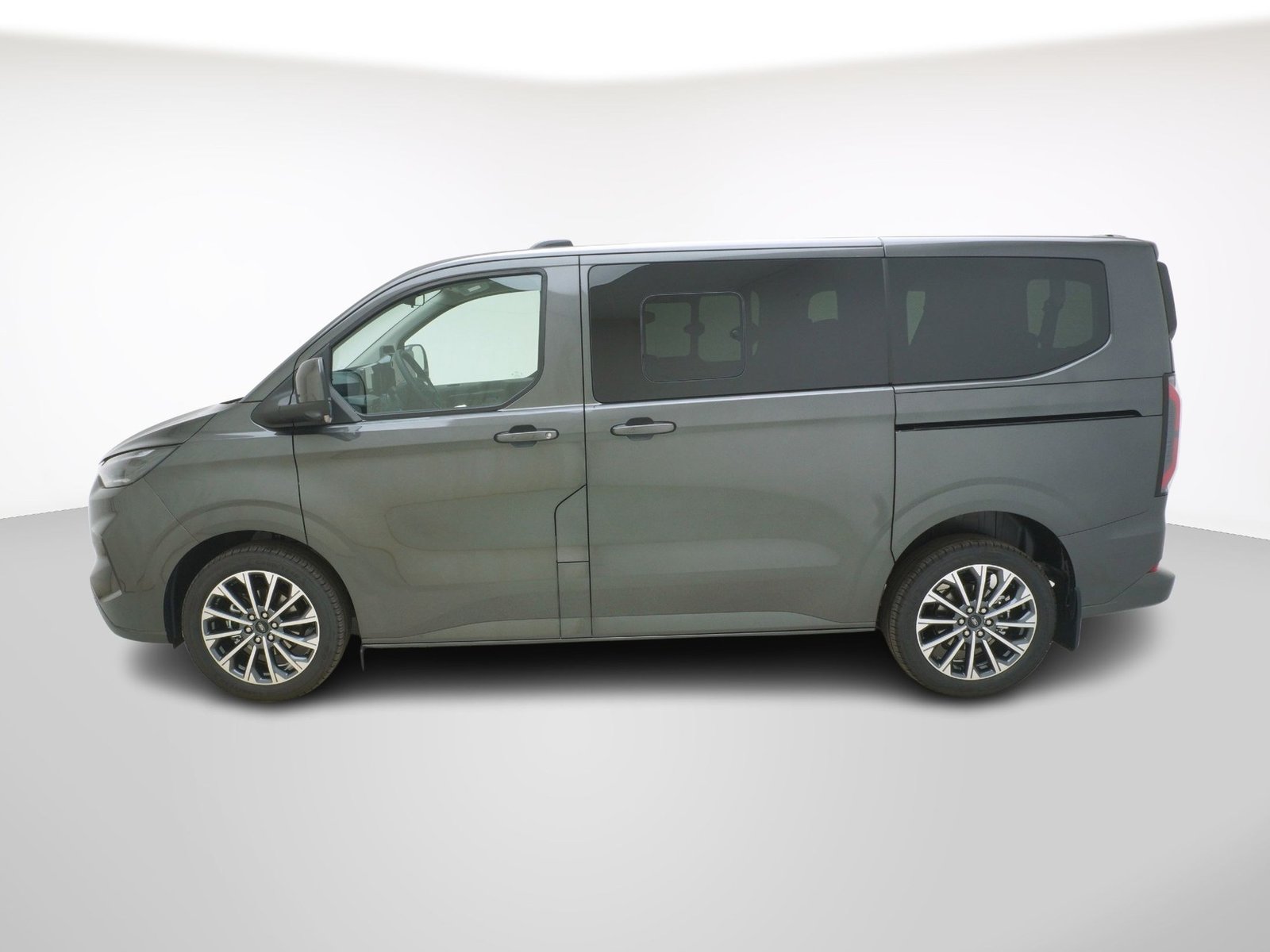 FORD Tourneo Custom 320 L1 2.0 TDCI 4x4 Titanium X, Diesel, Voiture nouvelle, Automatique - 2