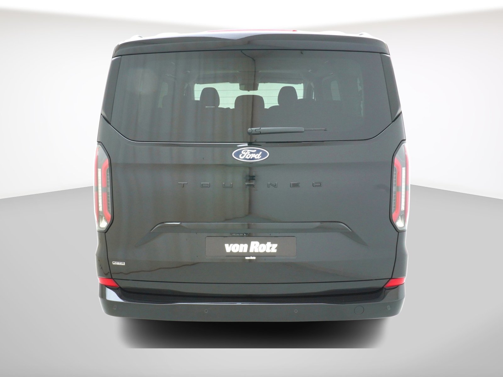 FORD Tourneo Custom L1 2.5 Plug-in-Hybrid Titanium X, Plug-in-Hybrid Petrol/Electric, New car, Automatic - 3