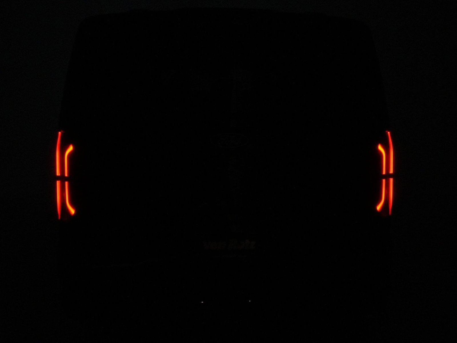 FORD Tourneo Custom L1 2.5 Plug-in-Hybrid Titanium X, Plug-in-Hybrid Petrol/Electric, New car, Automatic - 4