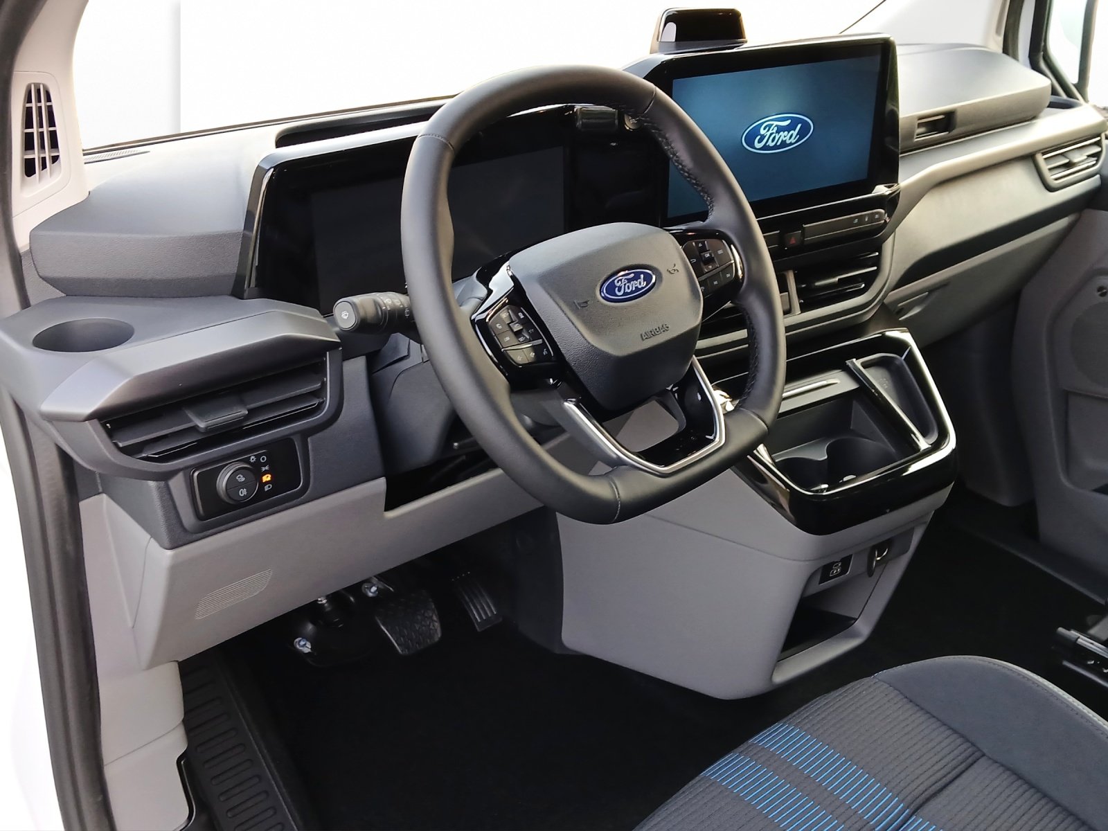 FORD Tourneo Custom Bus 320 L1 2.0 EcoBlue 170 Sport 4x4, Diesel, New car, Automatic - 6
