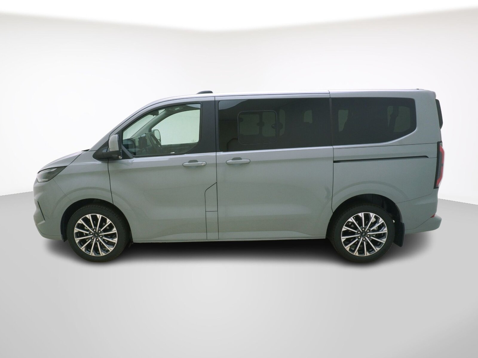 FORD Tourneo Custom 320 L1 2.0 TDCI 4x4 Titanium X, Diesel, Neuwagen, Automatik - 2