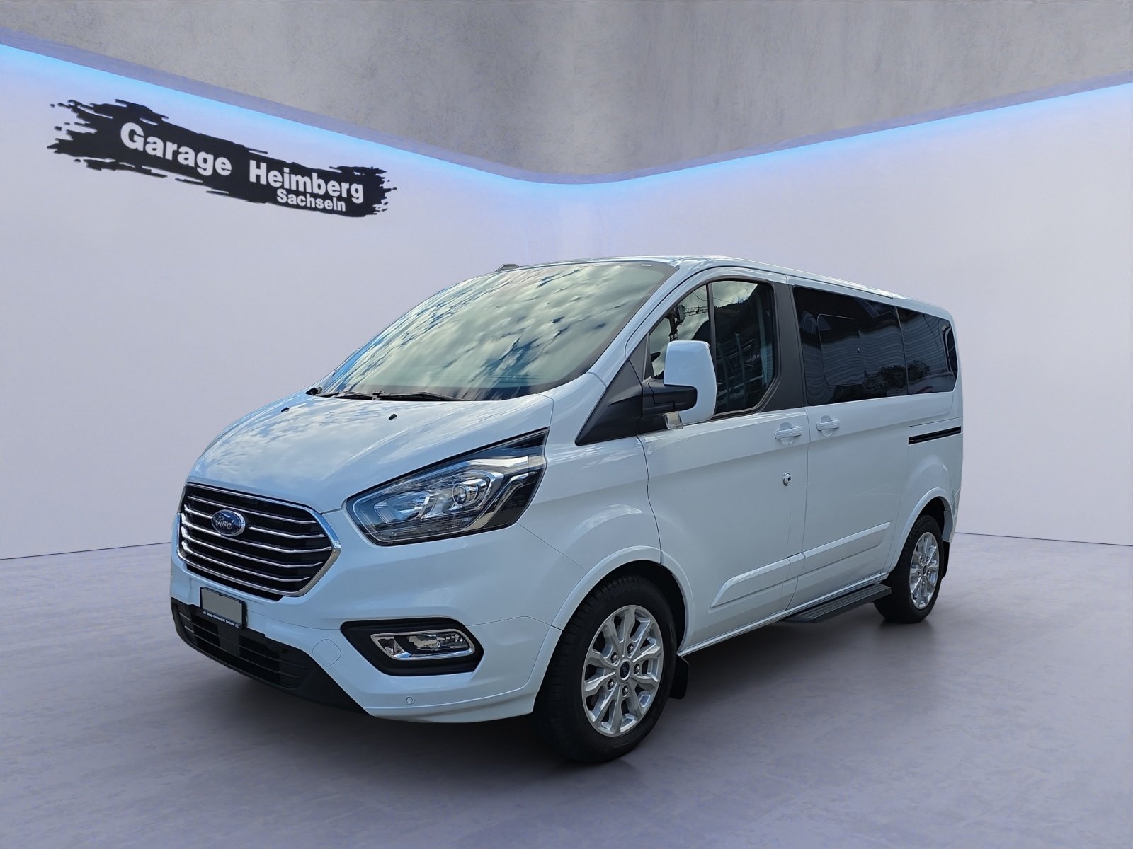 FORD Tourneo Custom 320 L1 2.0 TDCi 150PS Titanium / 8 Sitzplätz