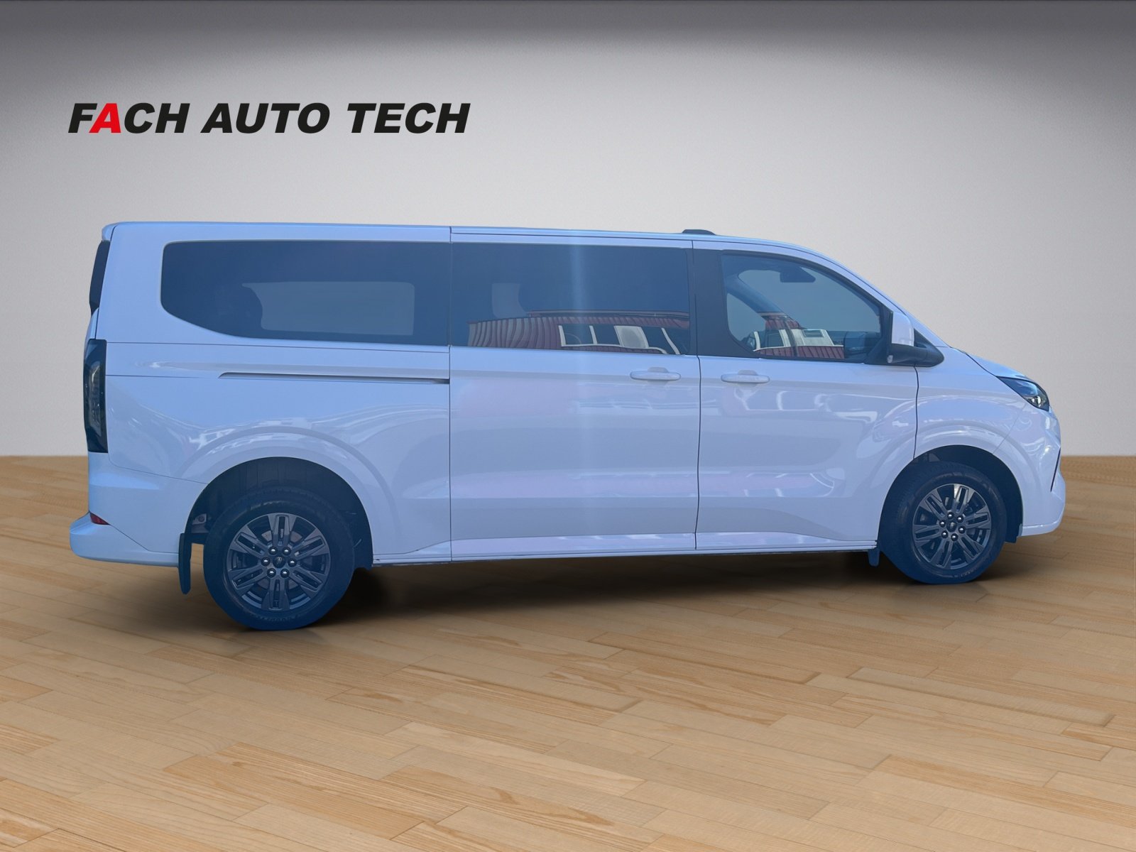 FORD Tourneo Custom Bus 320 L2 2.0 EcoBlue 170 Titanium, Diesel, Occasion / Gebraucht, Automatik - 7