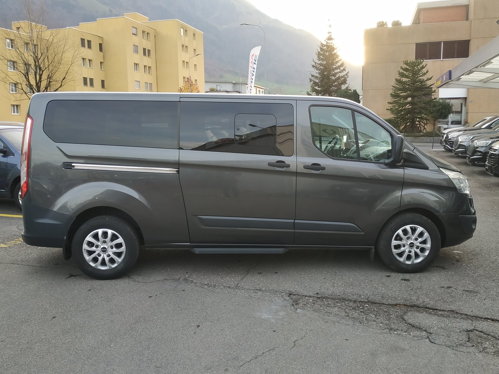 FORD Tourneo Custom 310 L2H1 Trend, Diesel, Occasion / Utilisé, Manuelle - 5