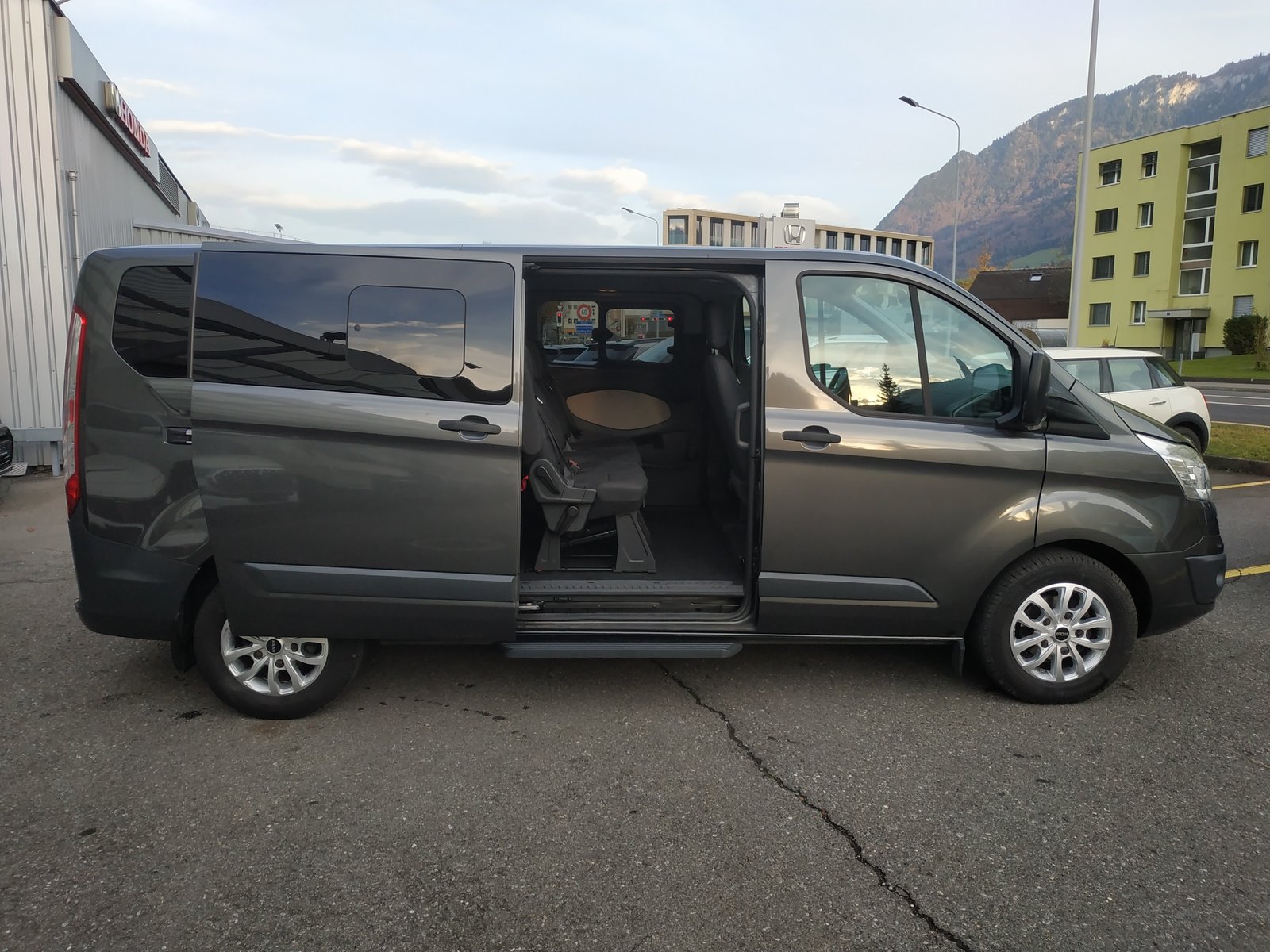FORD Tourneo Custom 310 L2H1 Trend, Diesel, Occasion / Utilisé, Manuelle - 6