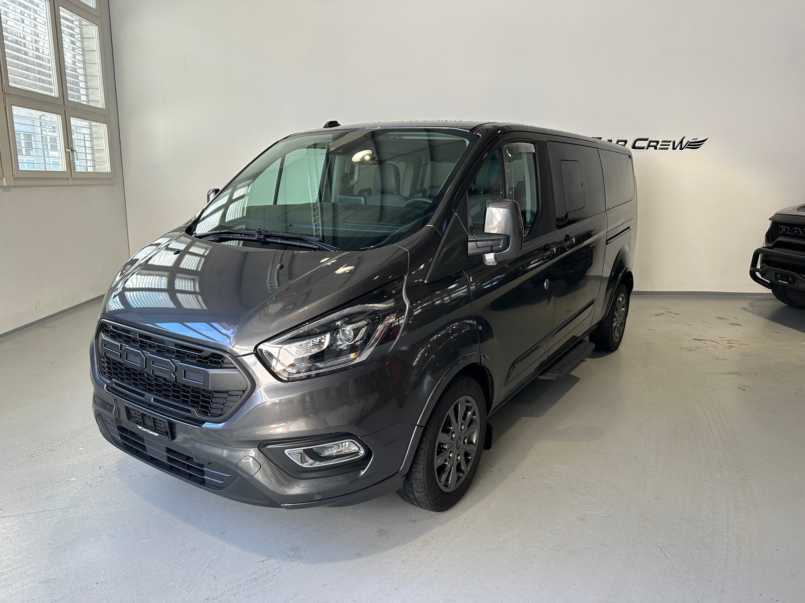 FORD Tourneo Custom 320 L2H1 Titanium X A