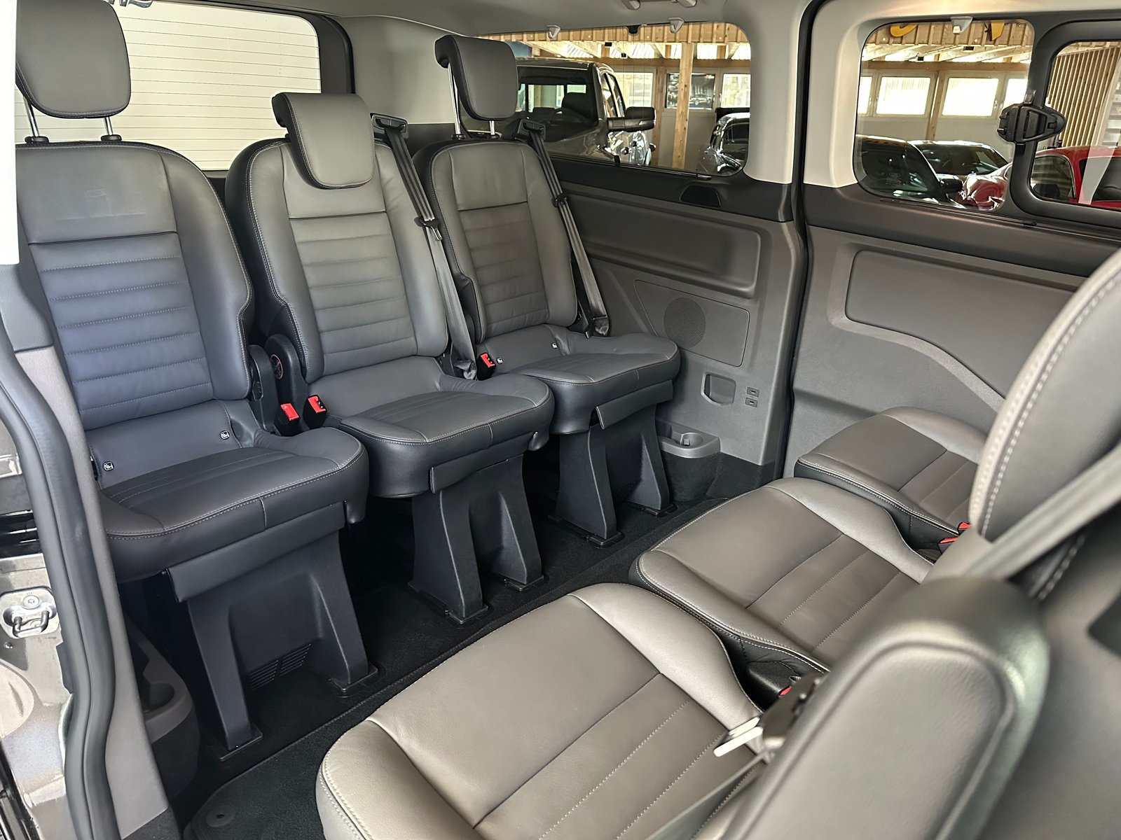 FORD Tourneo Custom 320 L2H1 Titanium X A, Diesel, Second hand / Used, Automatic - 6