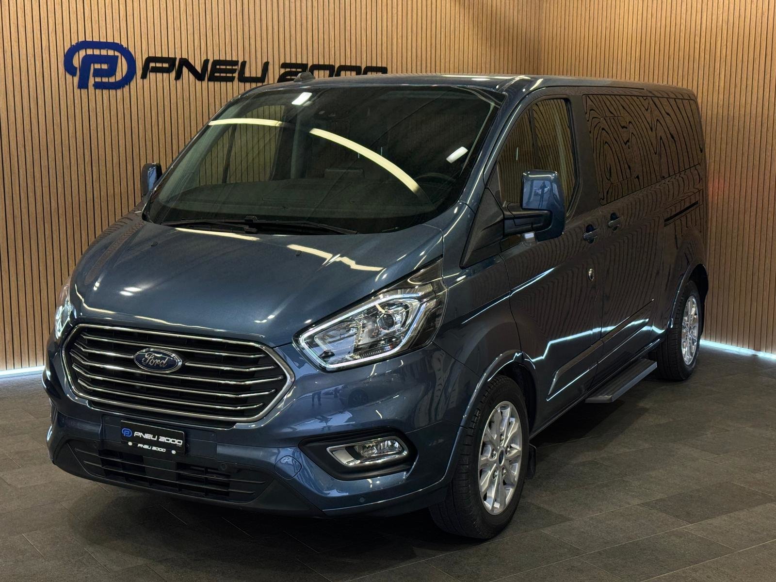 FORD Tourneo Custom 320 L2H1 Titanium