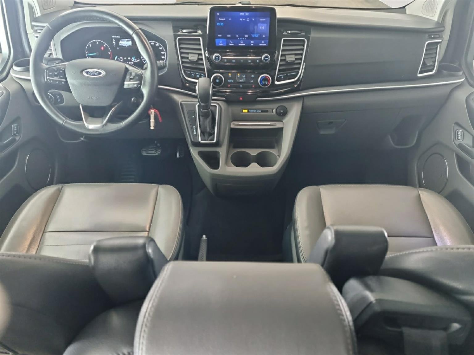 FORD Tourneo Custom L1 Titanium X 185PS Aut. 8 Plätzer, Diesel, Occasioni / Usate, Automatico - 7