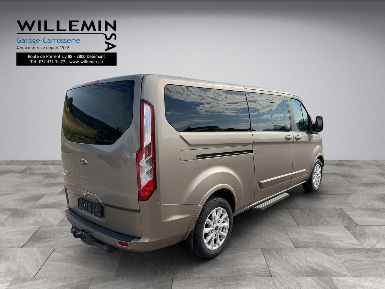 FORD Tourneo Custom 320 L2H1 Titanium, Diesel, Occasion / Gebraucht, Handschaltung - 2