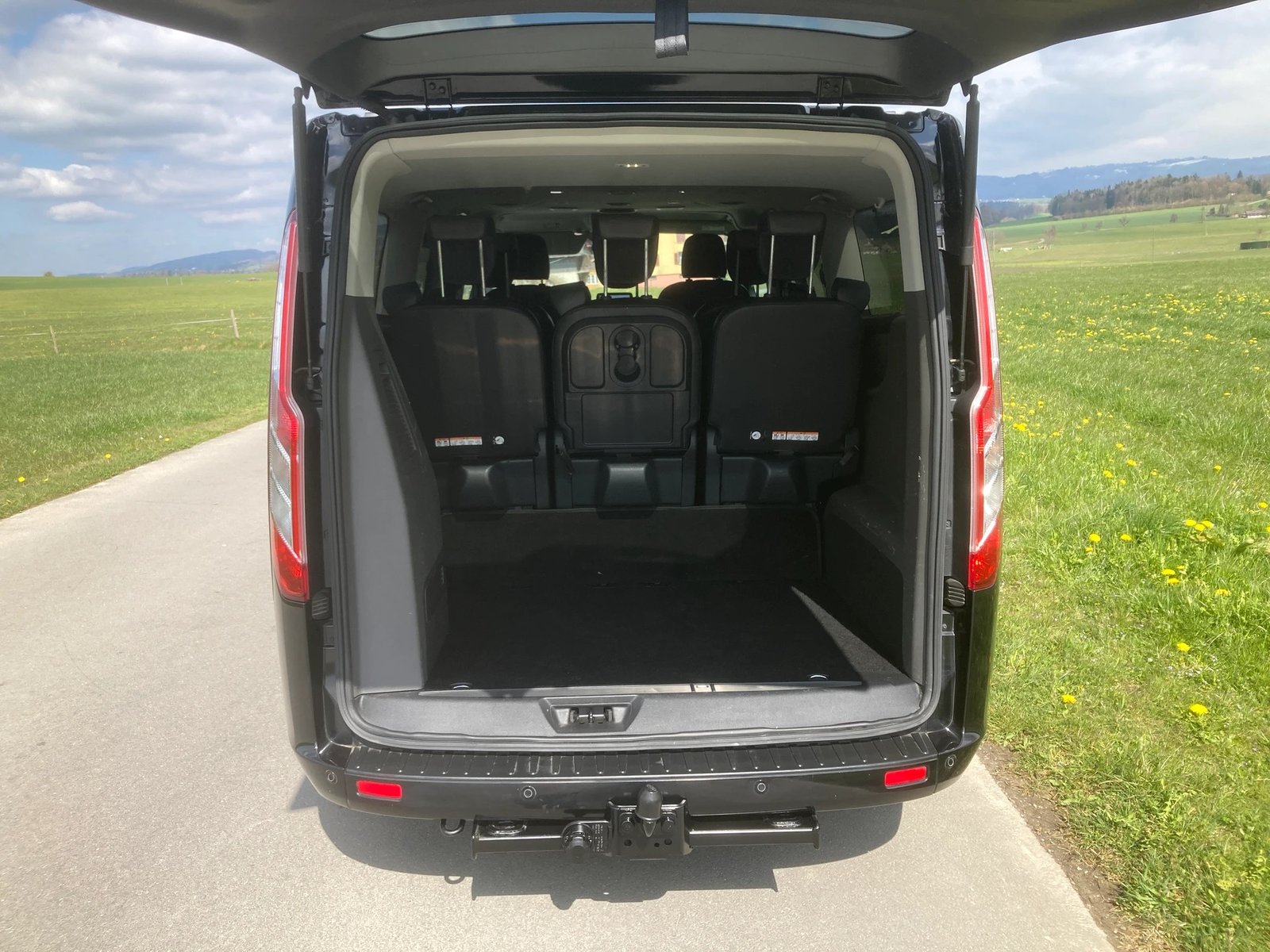 FORD Tourneo Custom 320 L2H1 Titanium X A mit Anhängerkuppl, Diesel, Second hand / Used, Automatic - 7