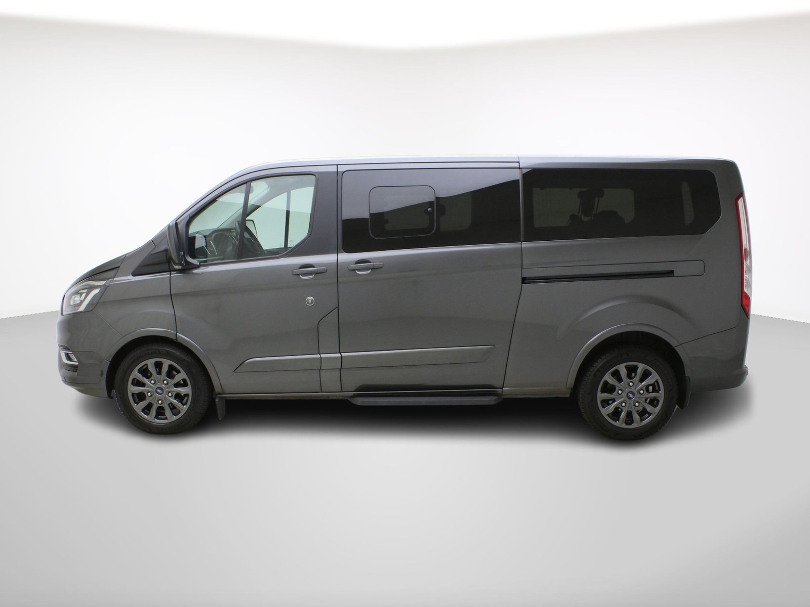 FORD Tourneo Custom Bus 320 L2 2.0 TDCi Titanium X, Diesel, Occasion / Utilisé, Automatique - 3
