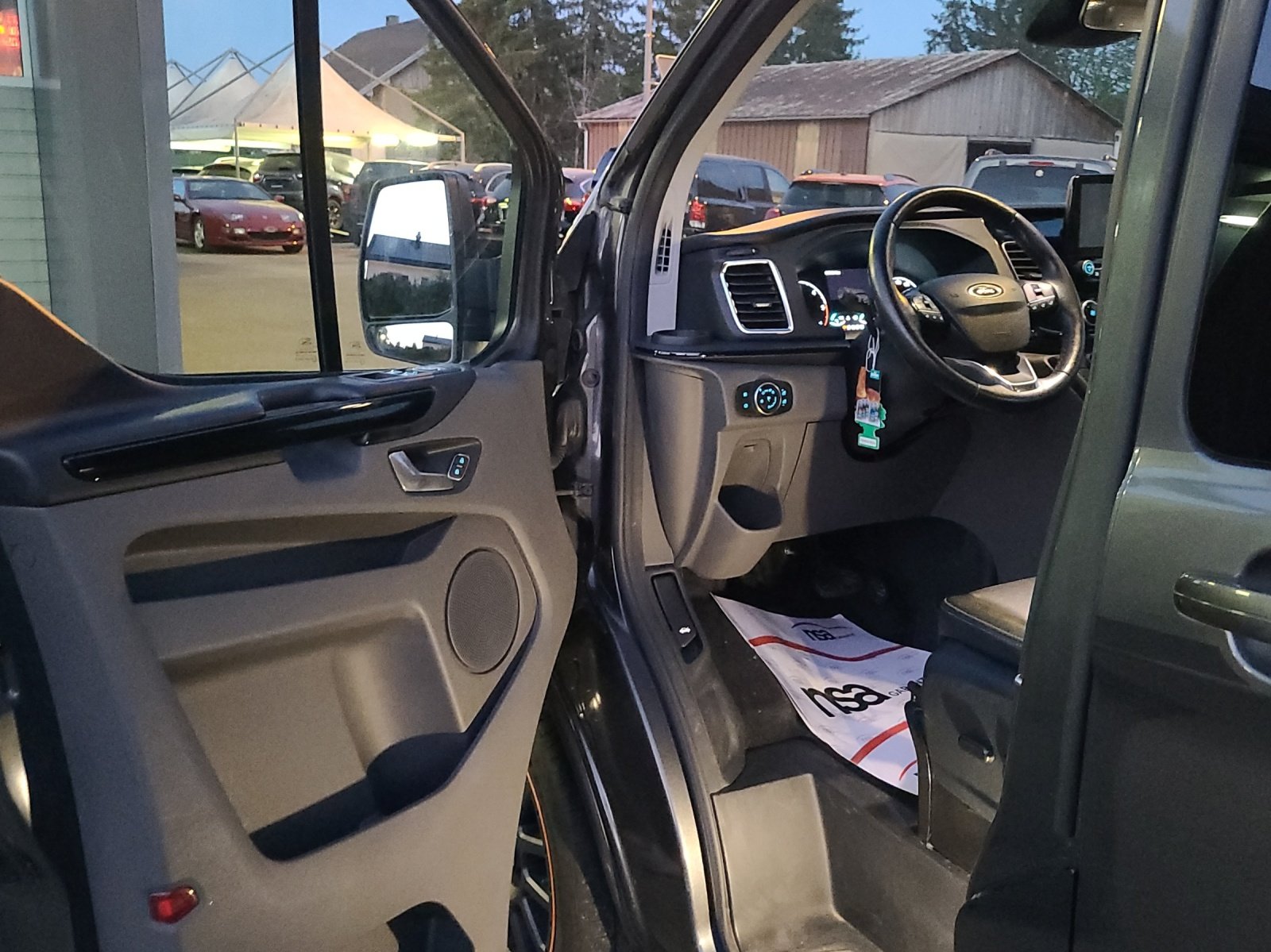 FORD Tourneo Custom 310 L1H1 Sport SelectShift A, Diesel, Occasioni / Usate, Automatico - 3