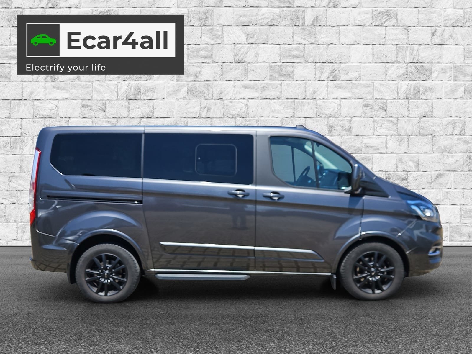 FORD Tourneo Custom 320 L1H1 Titanium A, Diesel, Second hand / Used, Automatic - 6