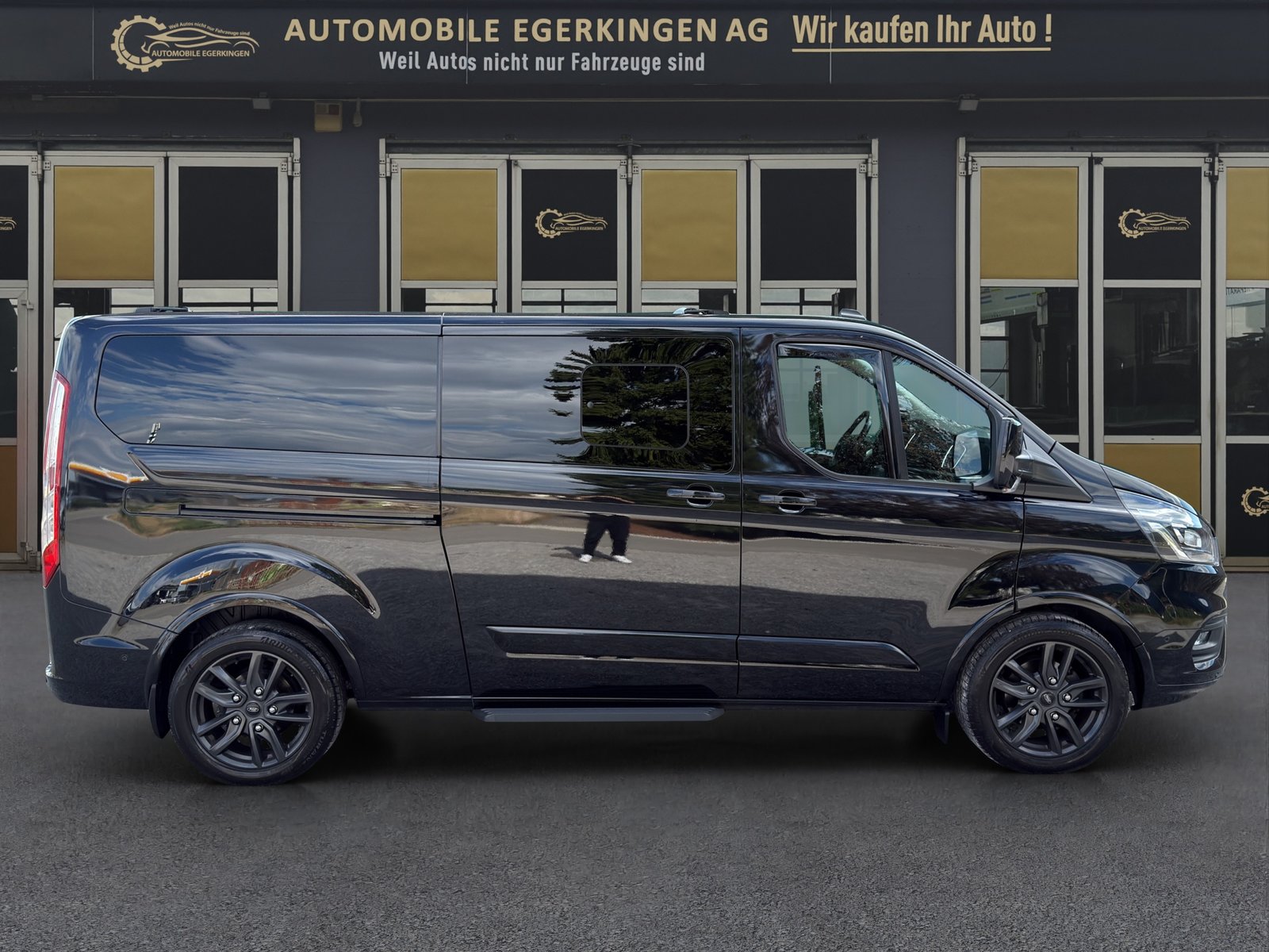 FORD Tourneo Custom 320 L2H1 Titanium X A, Diesel, Occasioni / Usate, Automatico - 4