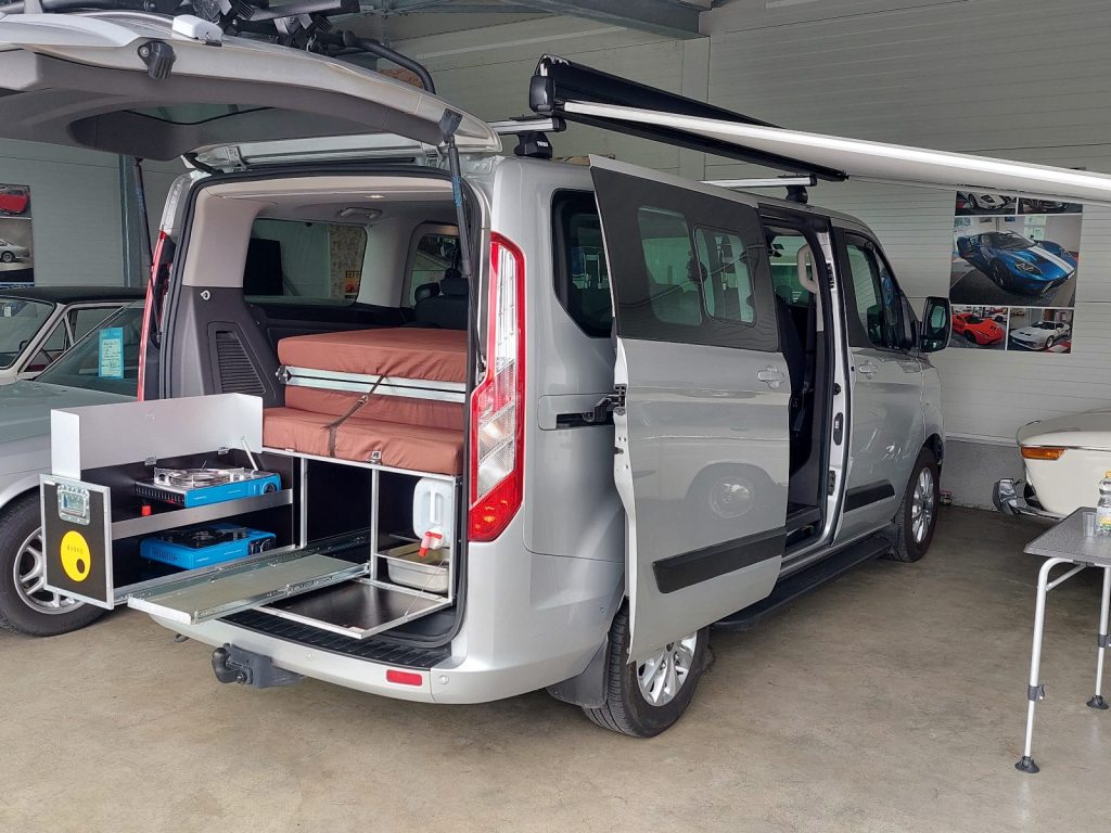 FORD TOURNEO CUSTOM 2.0 TDCi 130 Titanium HEV2, Hybride Léger Diesel/Électricité, Occasion / Utilisé, Manuelle - 2