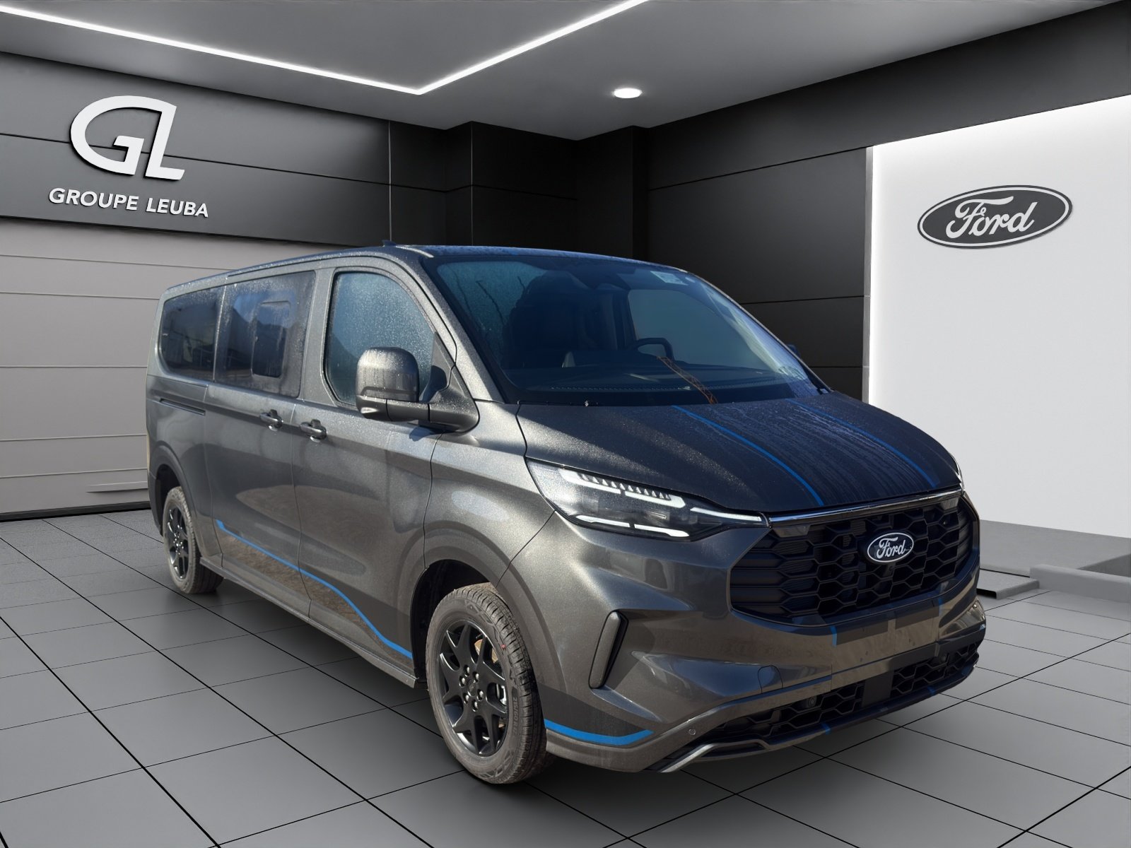 FORD Tourneo Bus 320 L1H1 Sport Automat