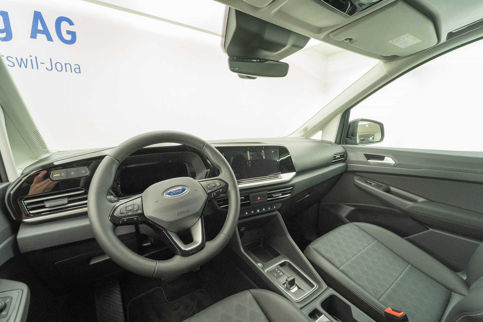 FORD Tourneo Grand Connect 1.5 EcoBoost 114 Titanium, Essence, Voiture nouvelle, Automatique - 7