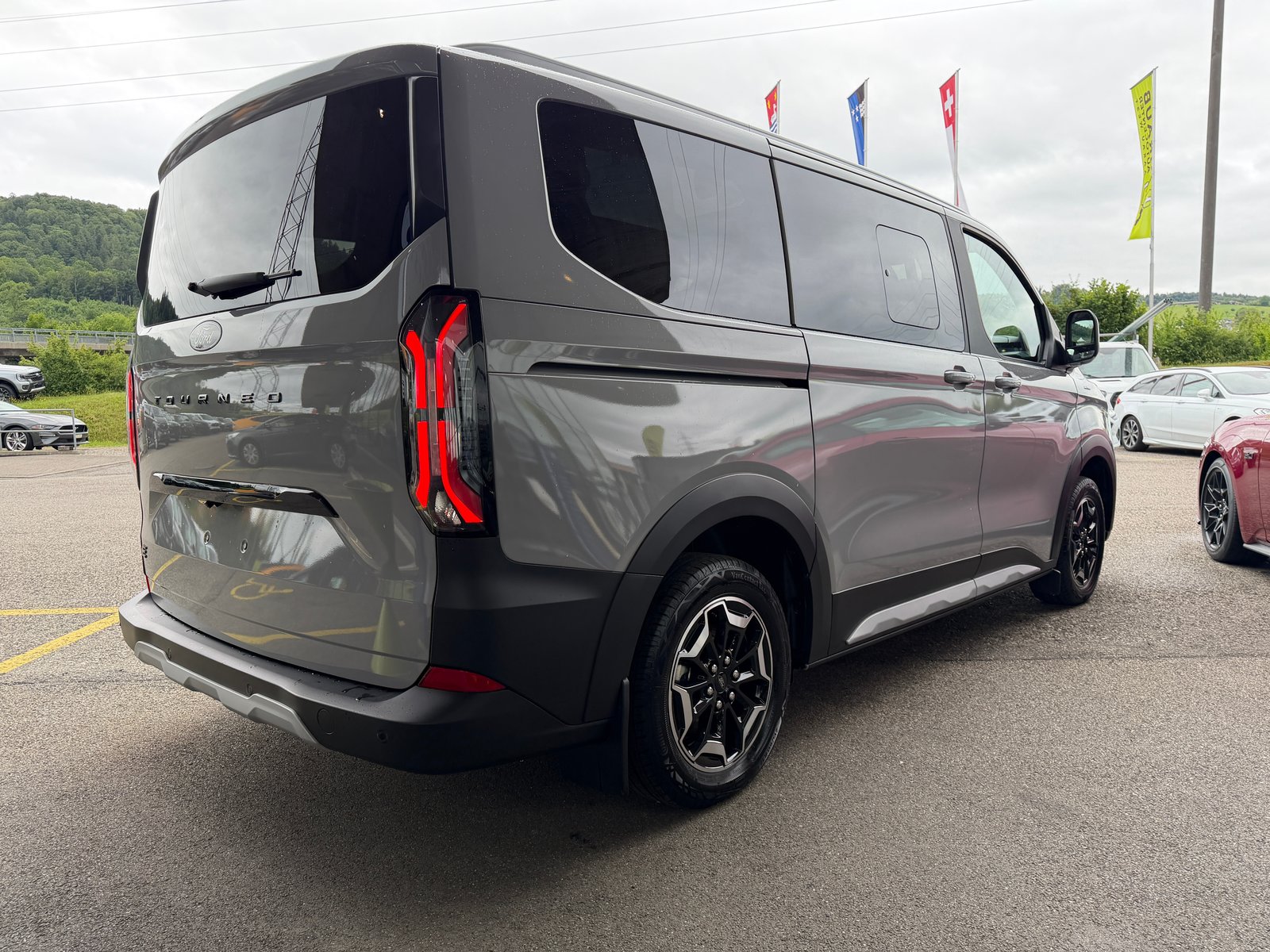 FORD Tourneo Bus 340 L1H1 65kWh Active, Elettrica, Auto nuove, Automatico - 5