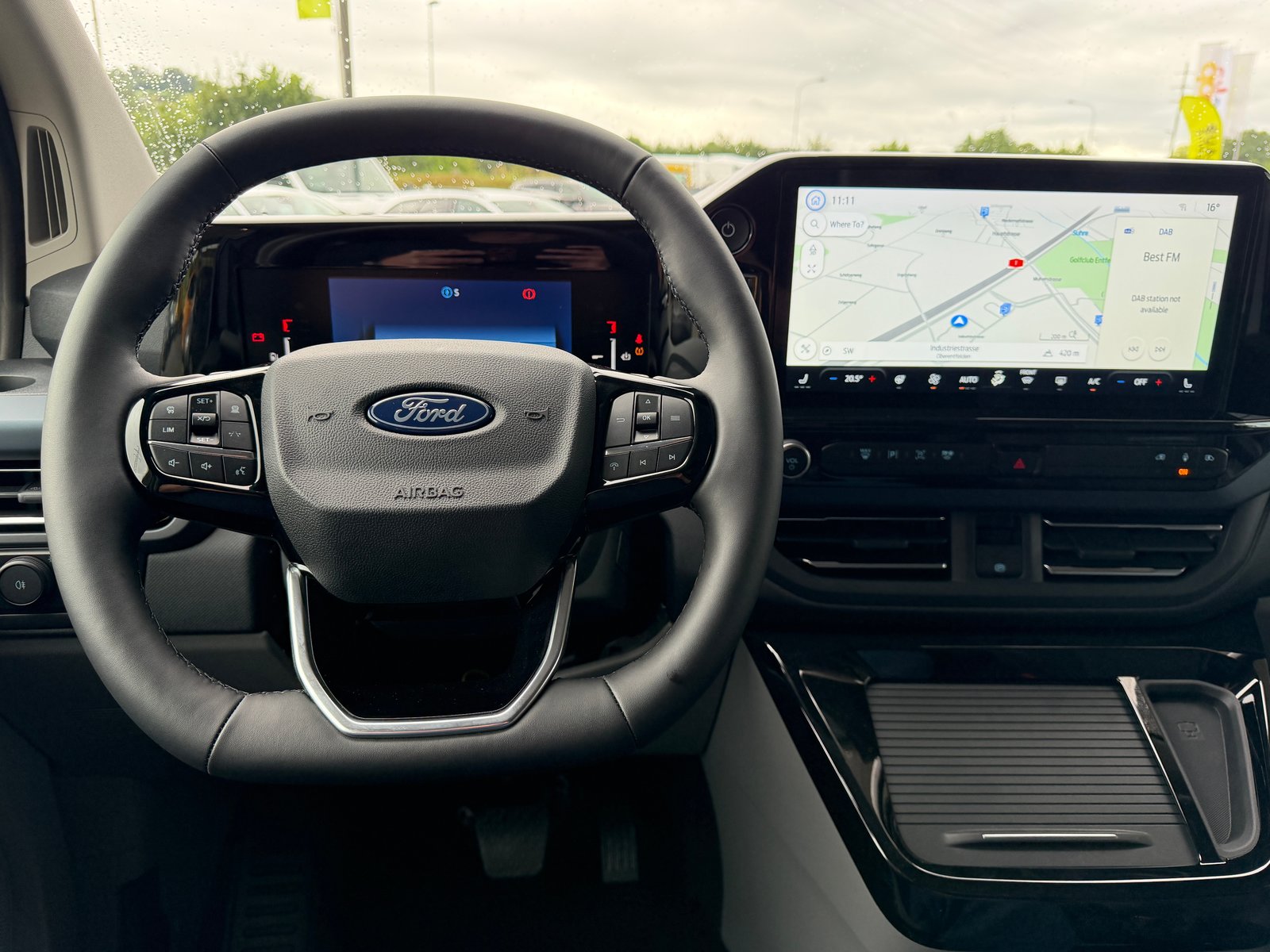 FORD Tourneo Bus 340 L1H1 65kWh Active, Elettrica, Auto nuove, Automatico - 7