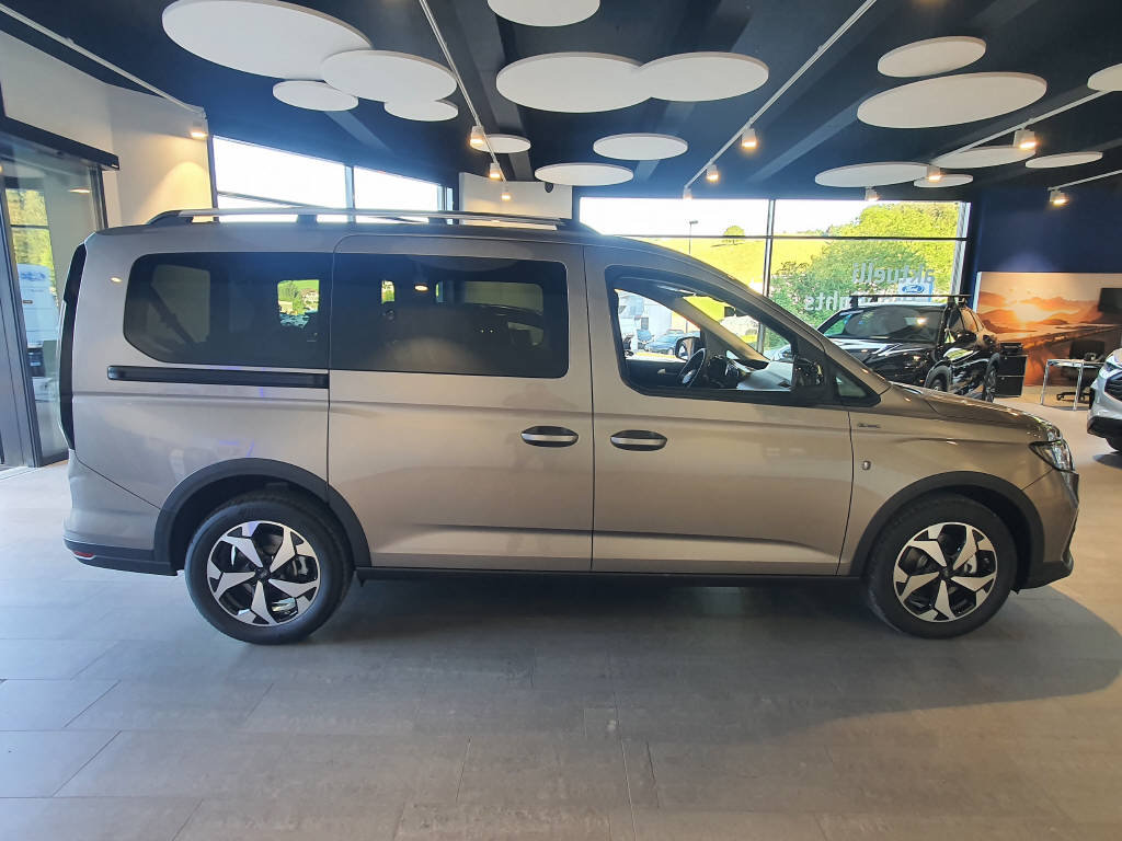FORD Tourneo Grand Connect 1.5 EcoBoost 150 Active PHEV, Plug-in-Hybrid Benzina/Elettrica, Auto nuove, Automatico - 4