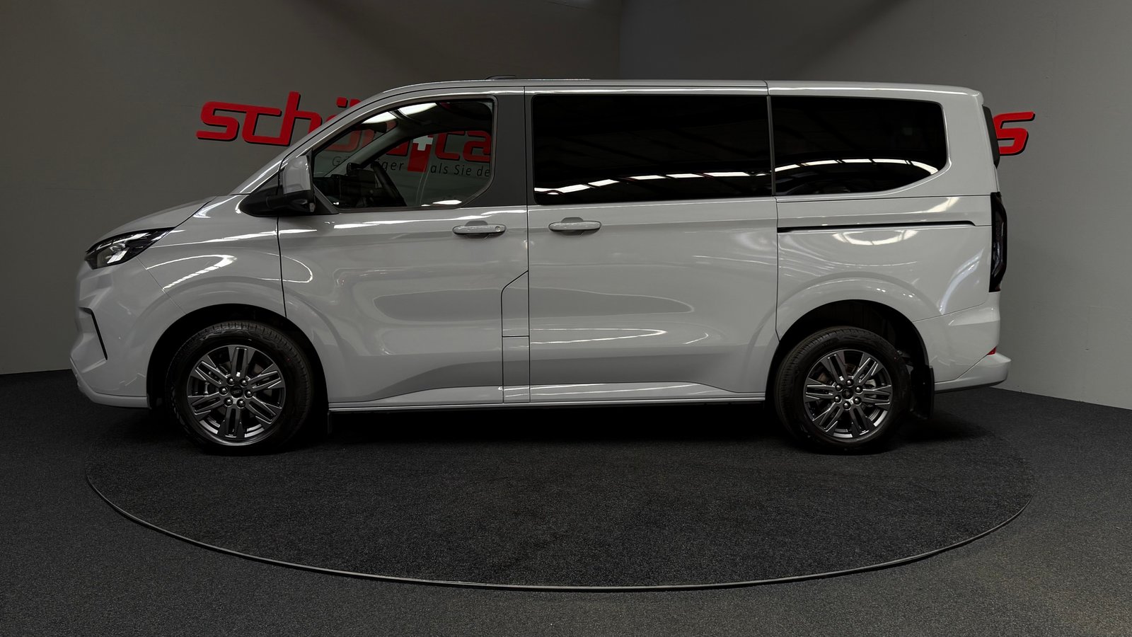 FORD Tourneo Bus 320 L1H1 Titanium Automat 4x4, Diesel, Voiture nouvelle, Automatique - 3
