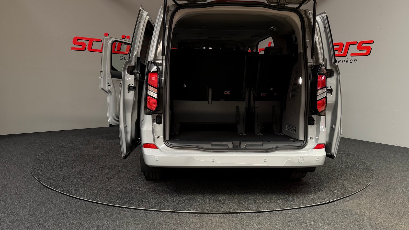 FORD Tourneo Bus 320 L1H1 Titanium Automat 4x4, Diesel, Voiture nouvelle, Automatique - 6