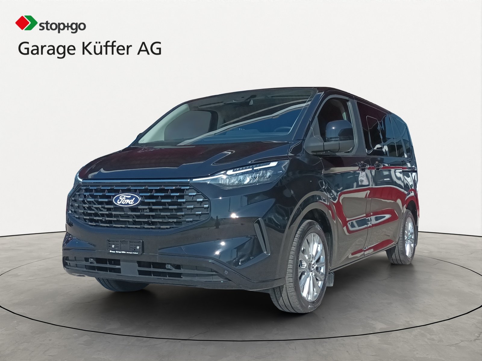 FORD Tourneo Bus 320 L1H1 Titanium Automat 4x4