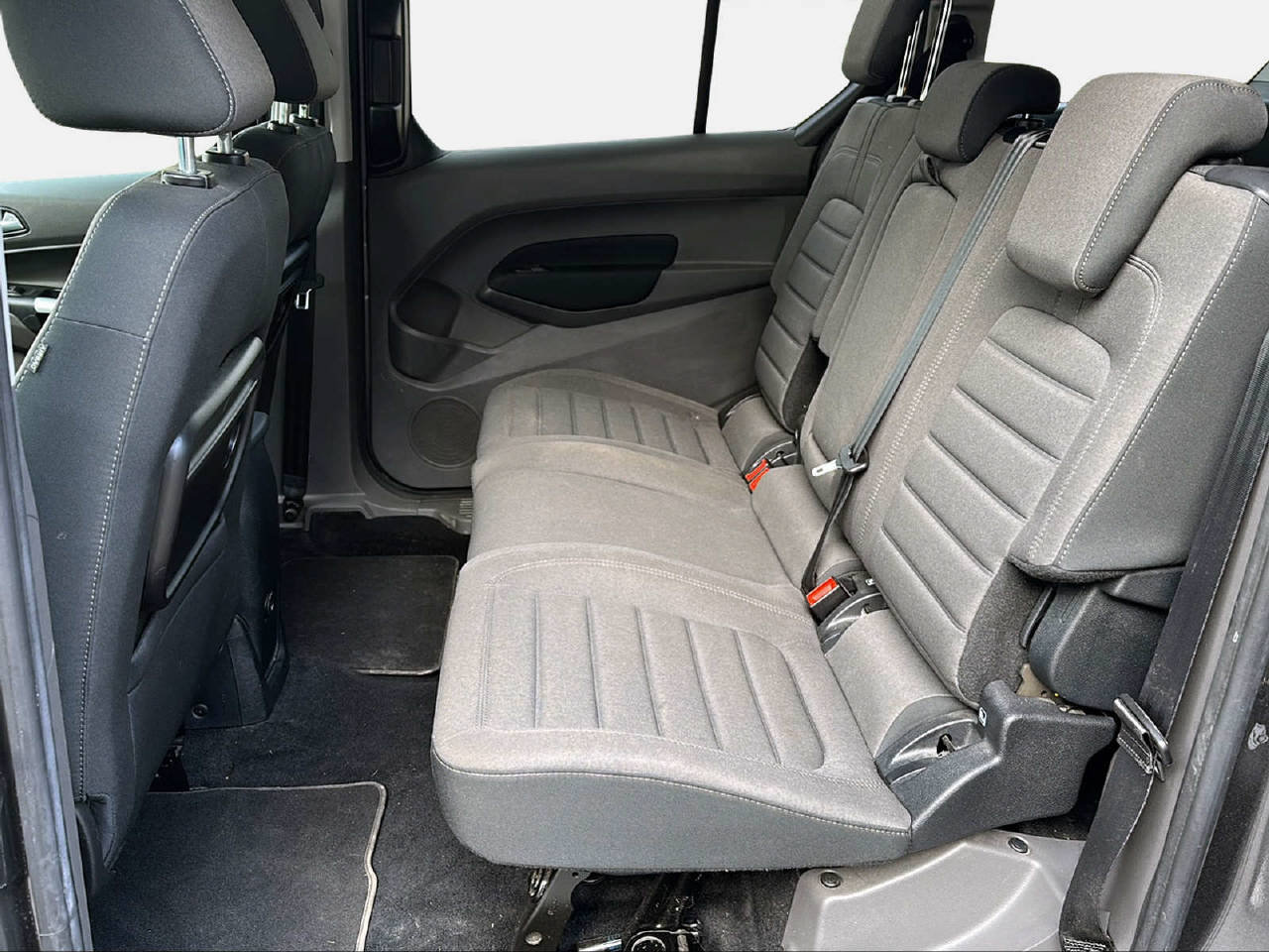 FORD Tourneo Grand Connect 1.5 EcoBlue 120 Titanium, Diesel, Occasion / Gebraucht, Handschaltung - 5