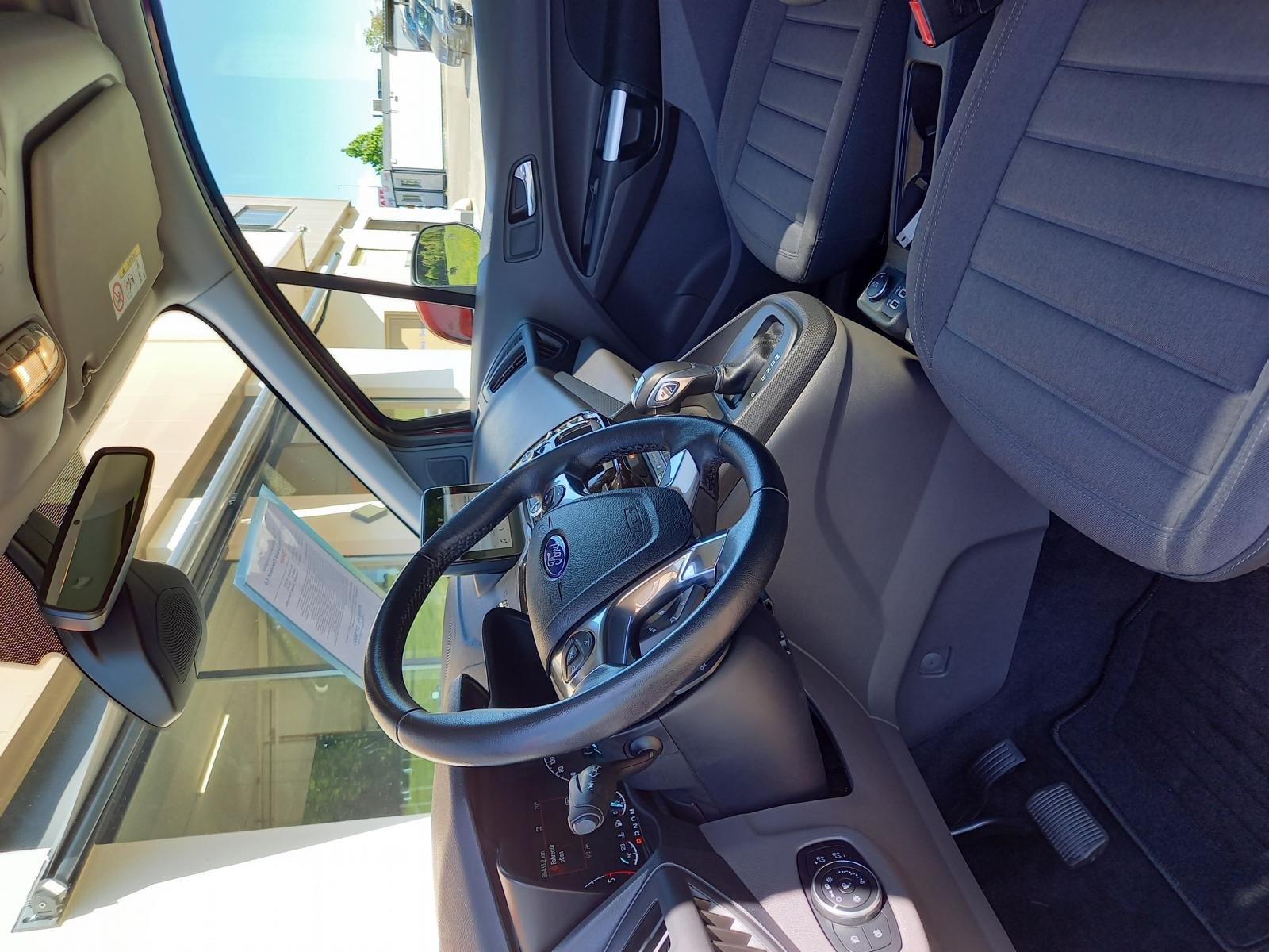 FORD Tourneo Grand Connect 1.5 EcoBlue 120 Titanium, Diesel, Second hand / Used, Automatic - 6