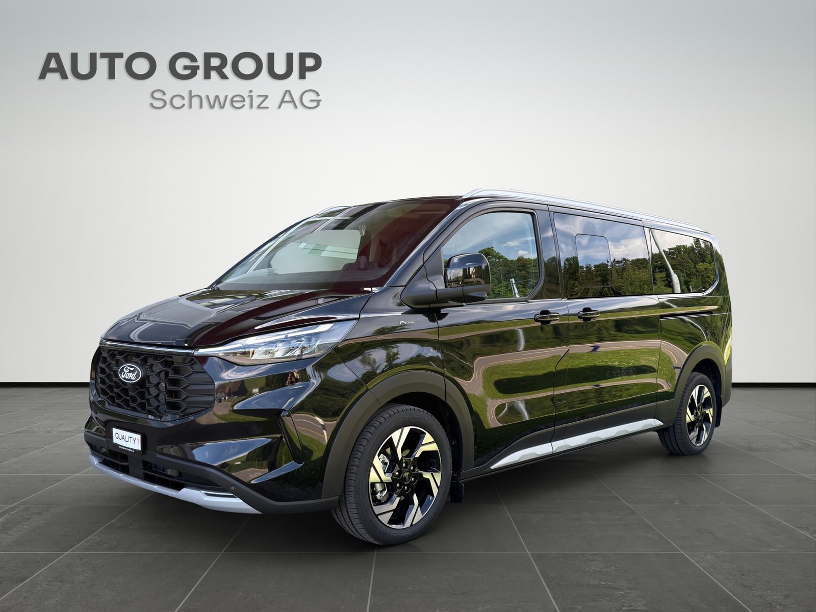 FORD Tourneo Bus 320 L2H1 Active Automat