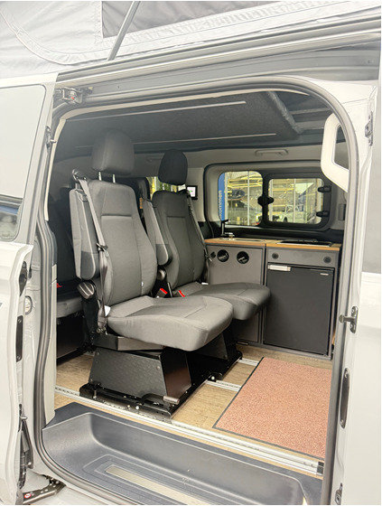 FORD Tourneo C L2 Titanium vanexxt Plus AWD, Diesel, Voiture nouvelle, Automatique - 6