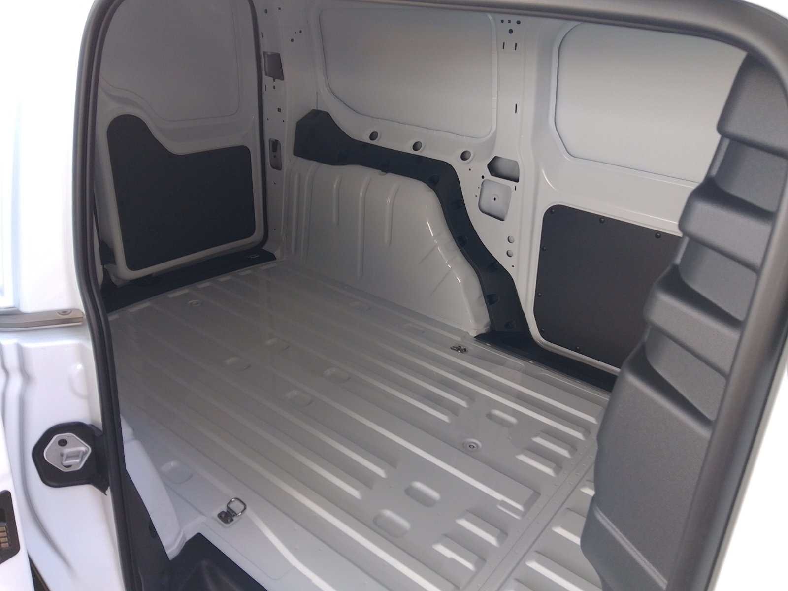 FORD Grand Transit Connect Kastenwagen 2.0 EcoBlue 122 Trend, Diesel, Voiture nouvelle, Automatique - 4