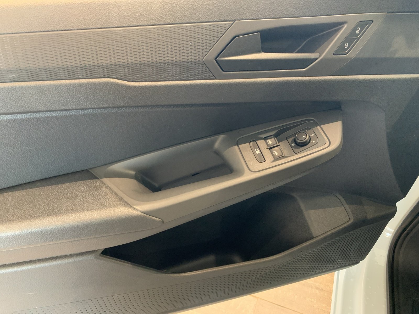 FORD Grand Transit Connect Kaw. 122 Trend, Diesel, Voiture nouvelle, Automatique - 7