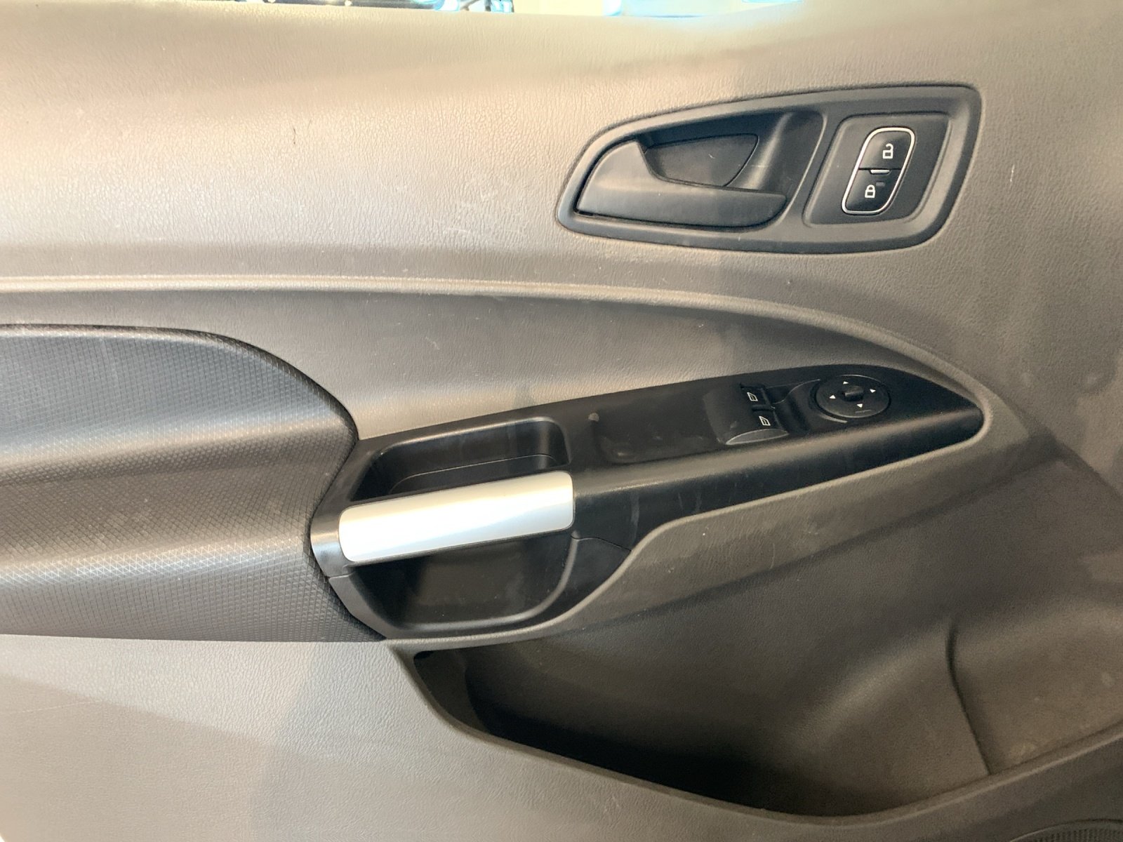 FORD Transit Connect Van 200 L1 1.5 EcoBlue 100 Trend, Diesel, Occasion / Utilisé, Automatique - 7
